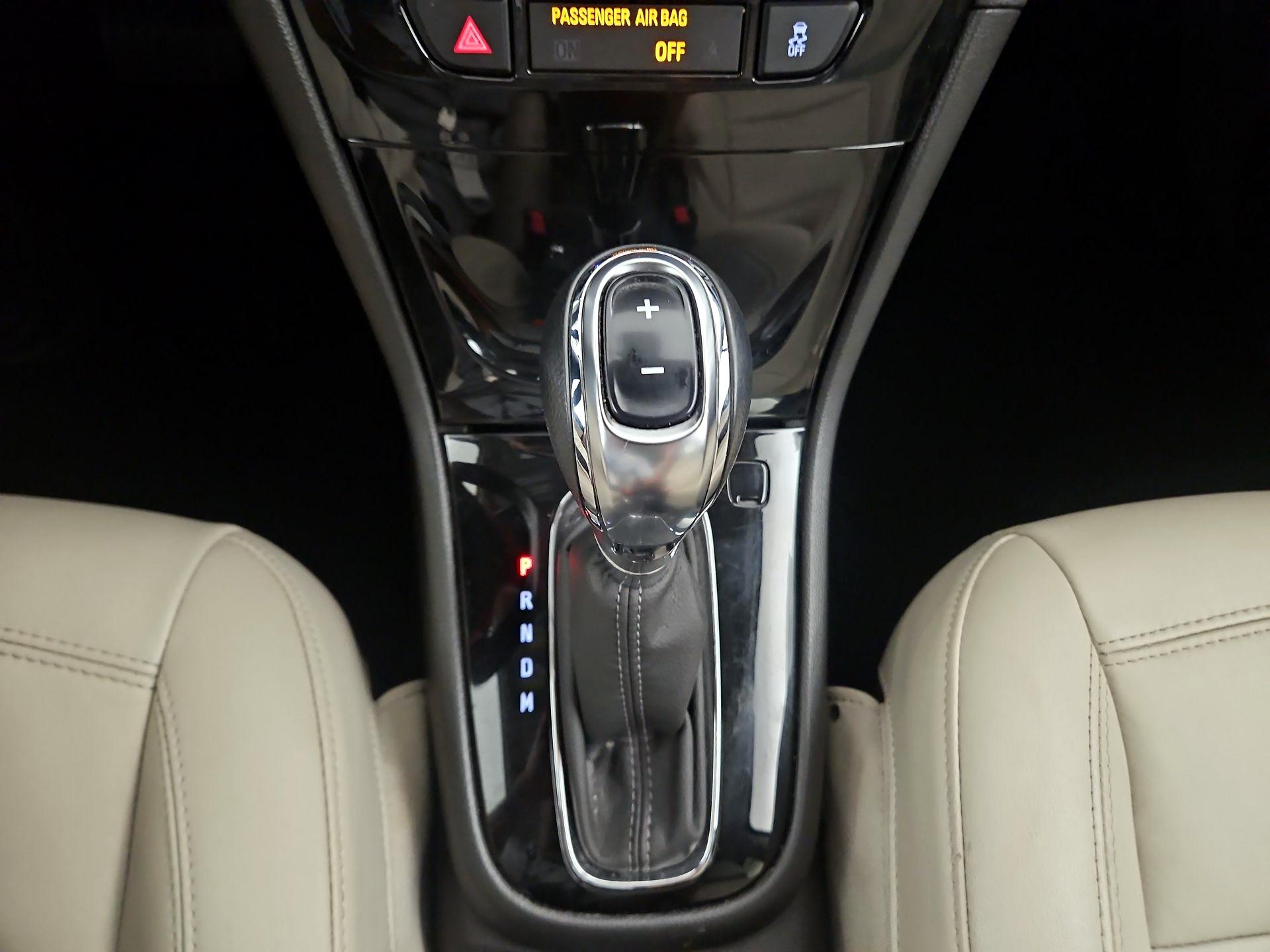Thumbnail: 2019 Buick Encore - 15