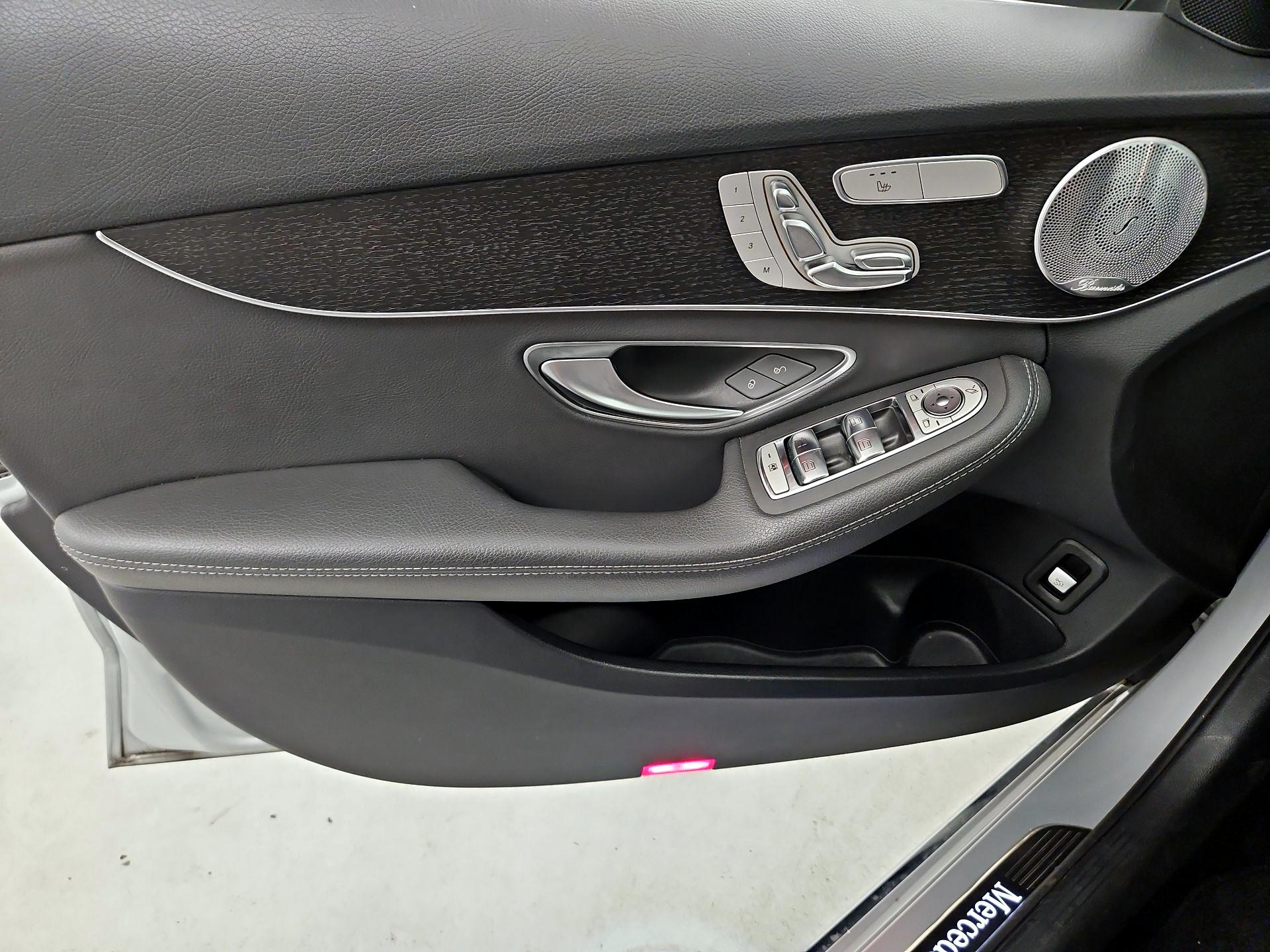 Thumbnail: 2021 Mercedes-Benz C-Class - 12