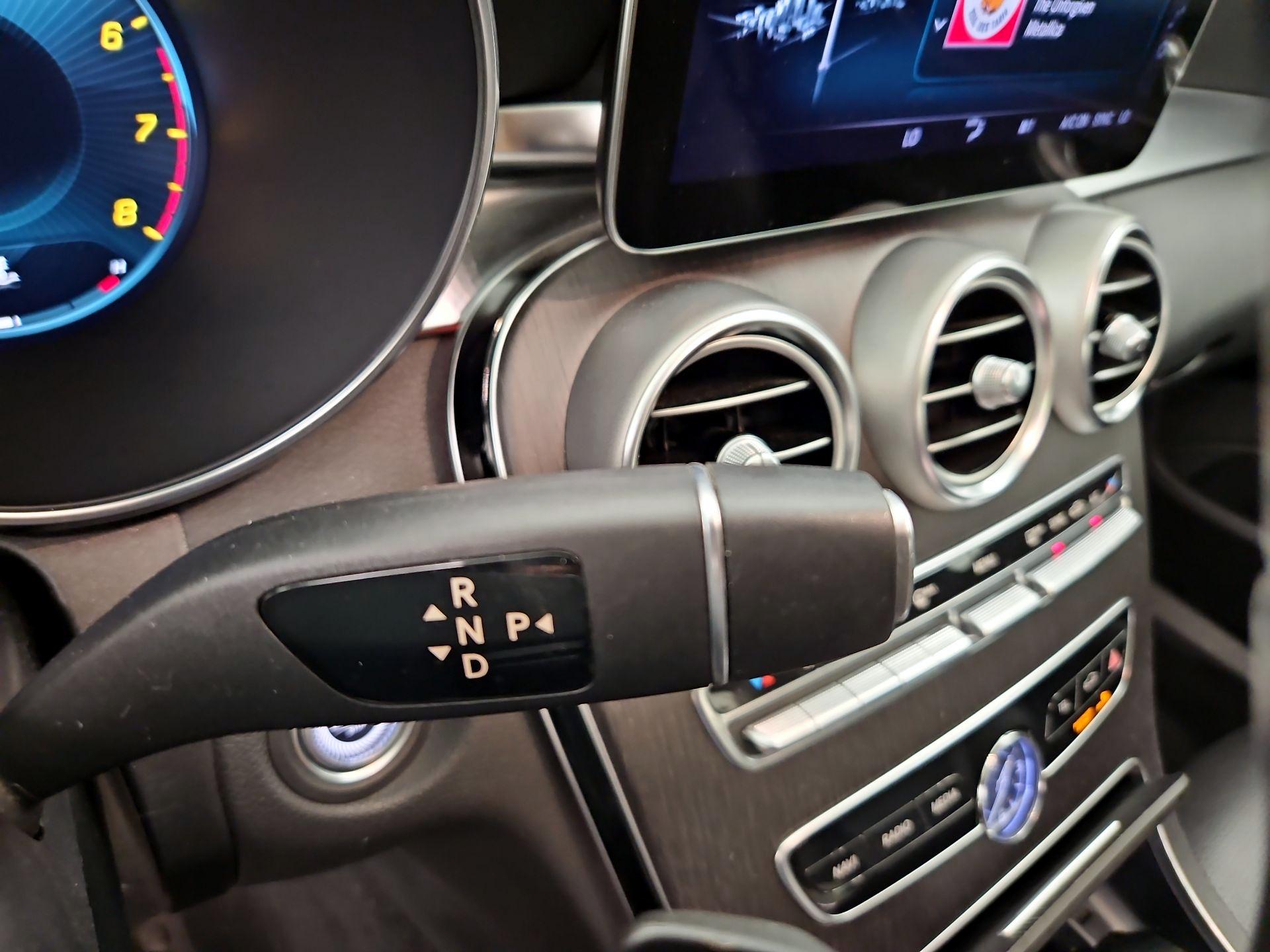 Thumbnail: 2021 Mercedes-Benz C-Class - 17