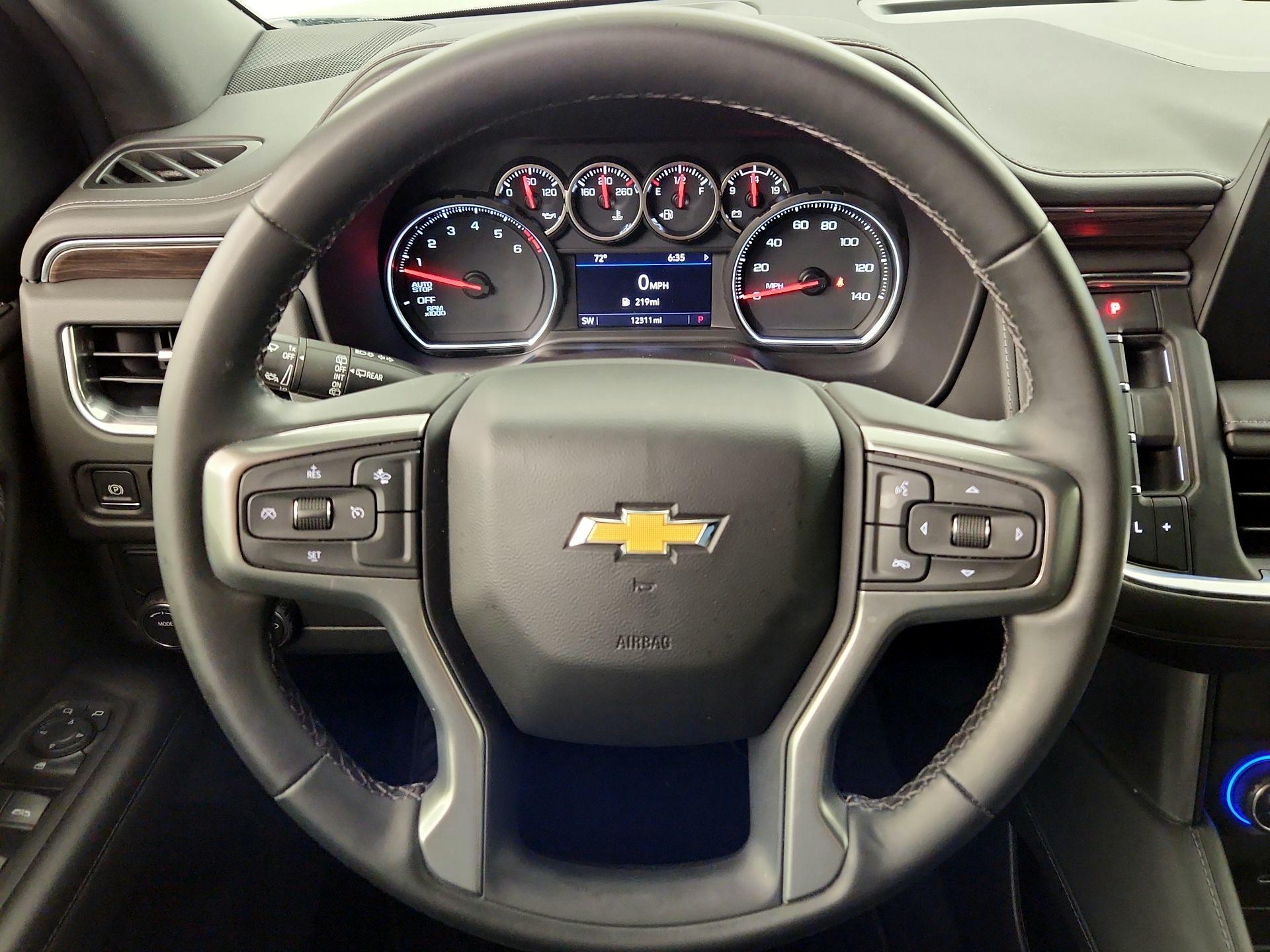 Thumbnail: 2023 Chevrolet Suburban - 10