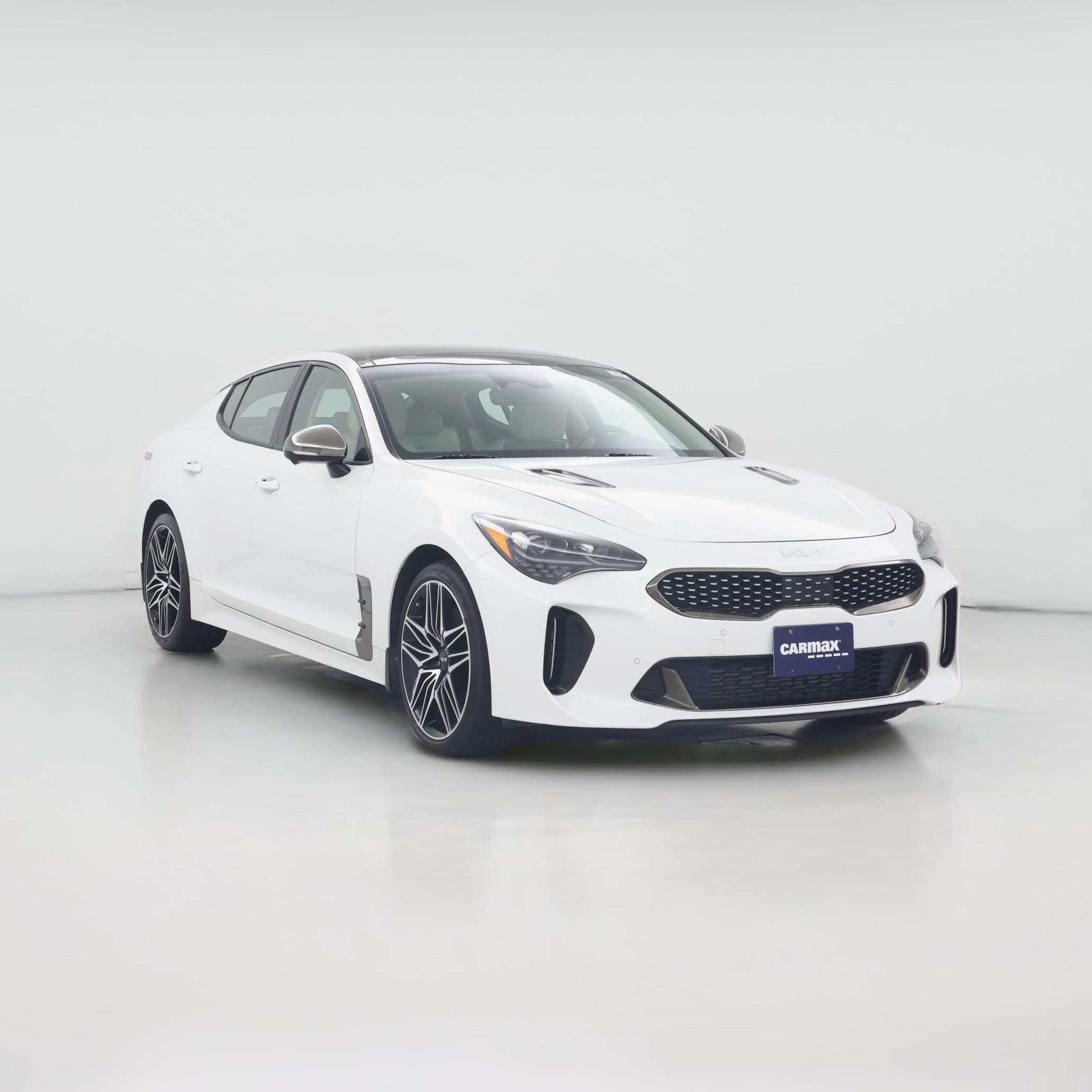 Thumbnail: 2023 Kia Stinger - 1