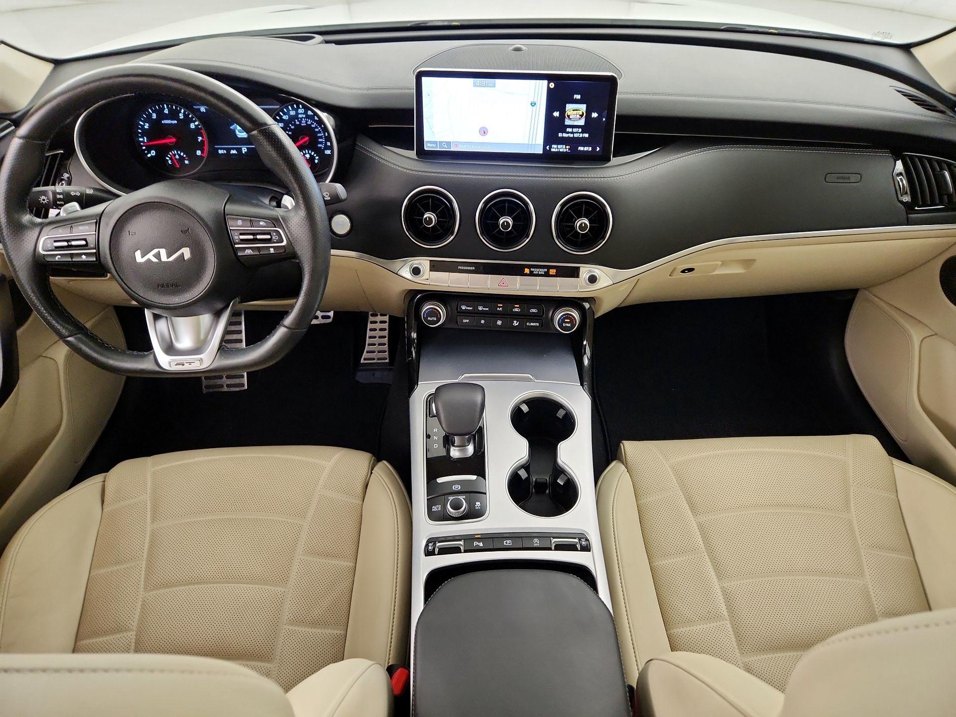 Thumbnail: 2023 Kia Stinger - 9