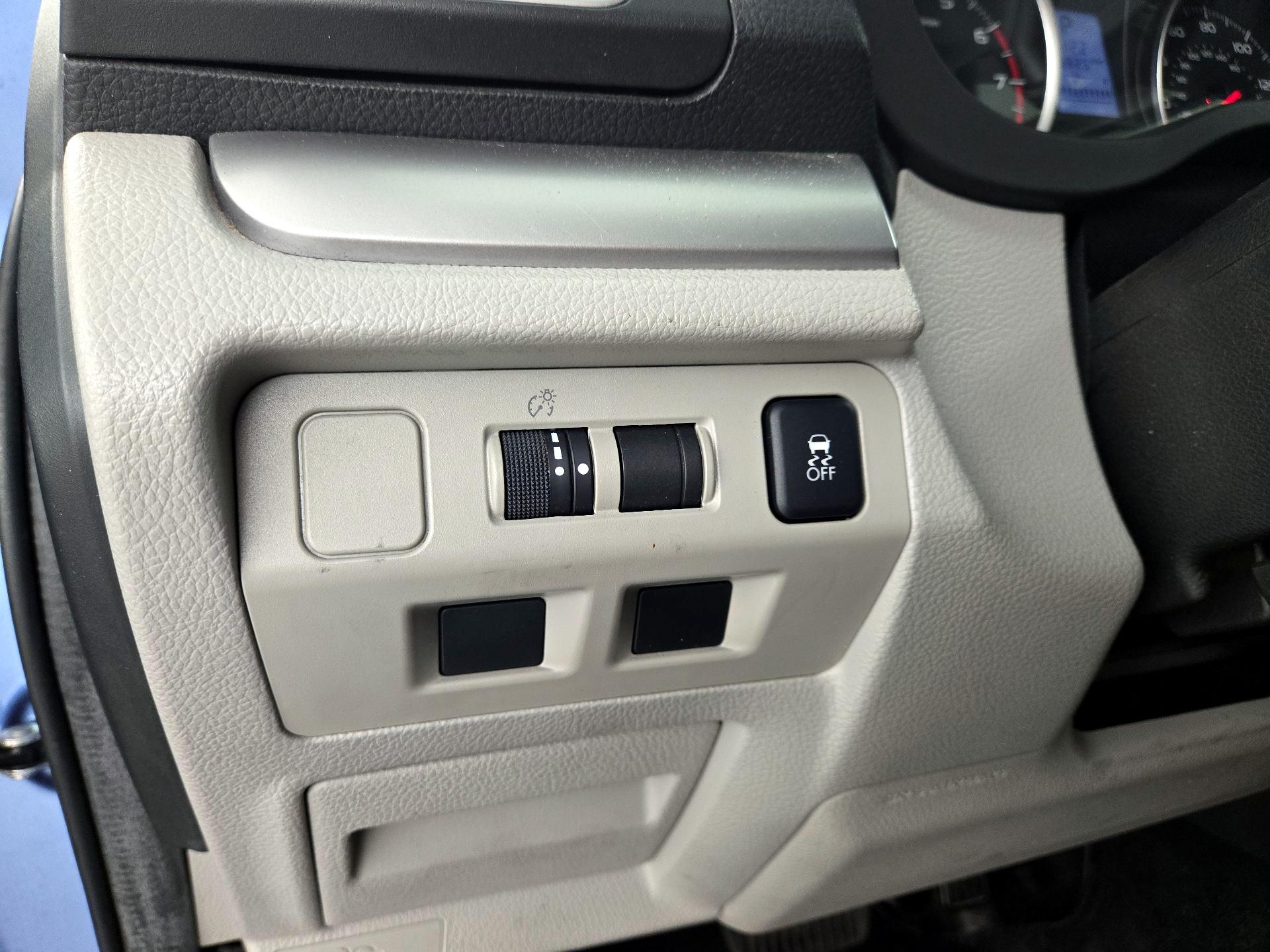 Thumbnail: 2017 Subaru Forester - 13