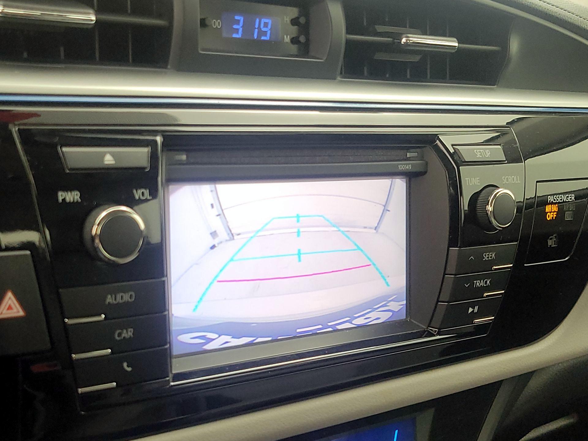 Thumbnail: 2015 Toyota Corolla - 14