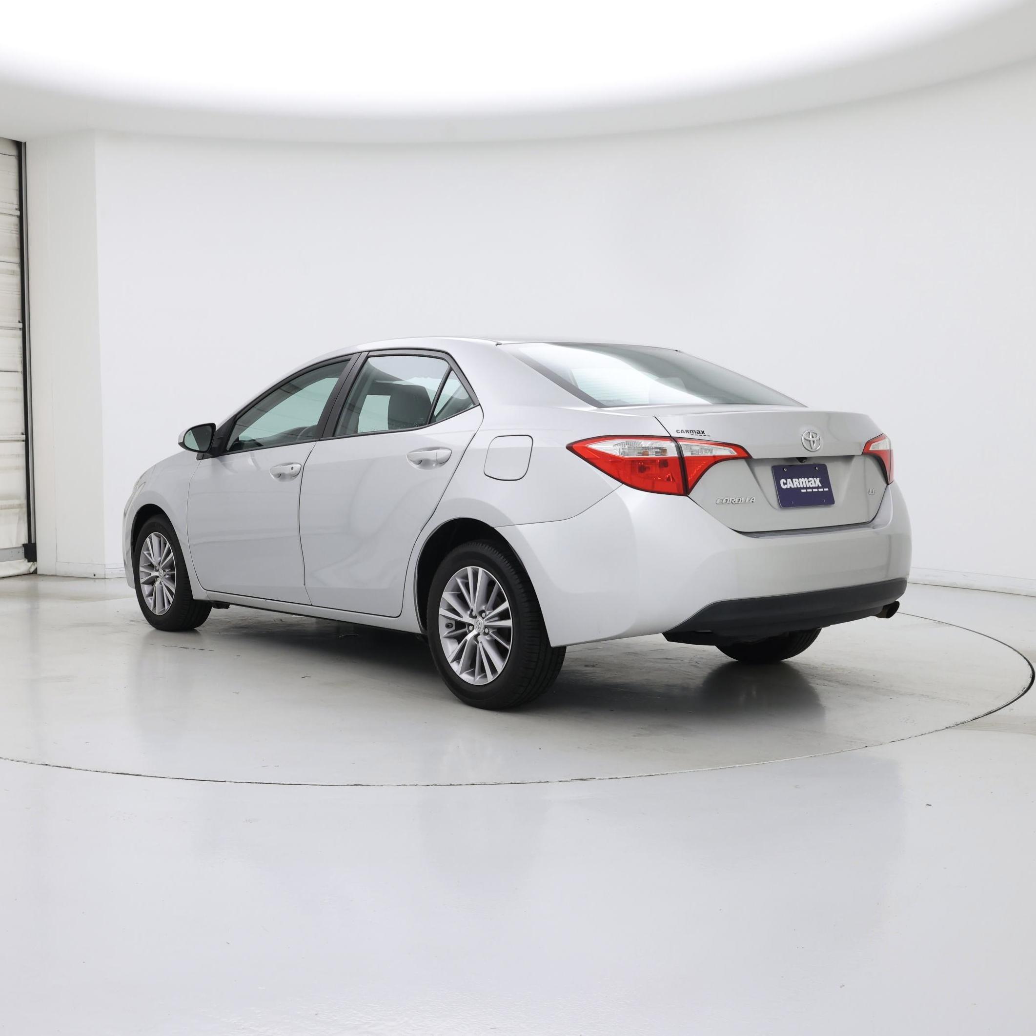 Thumbnail: 2015 Toyota Corolla - 2