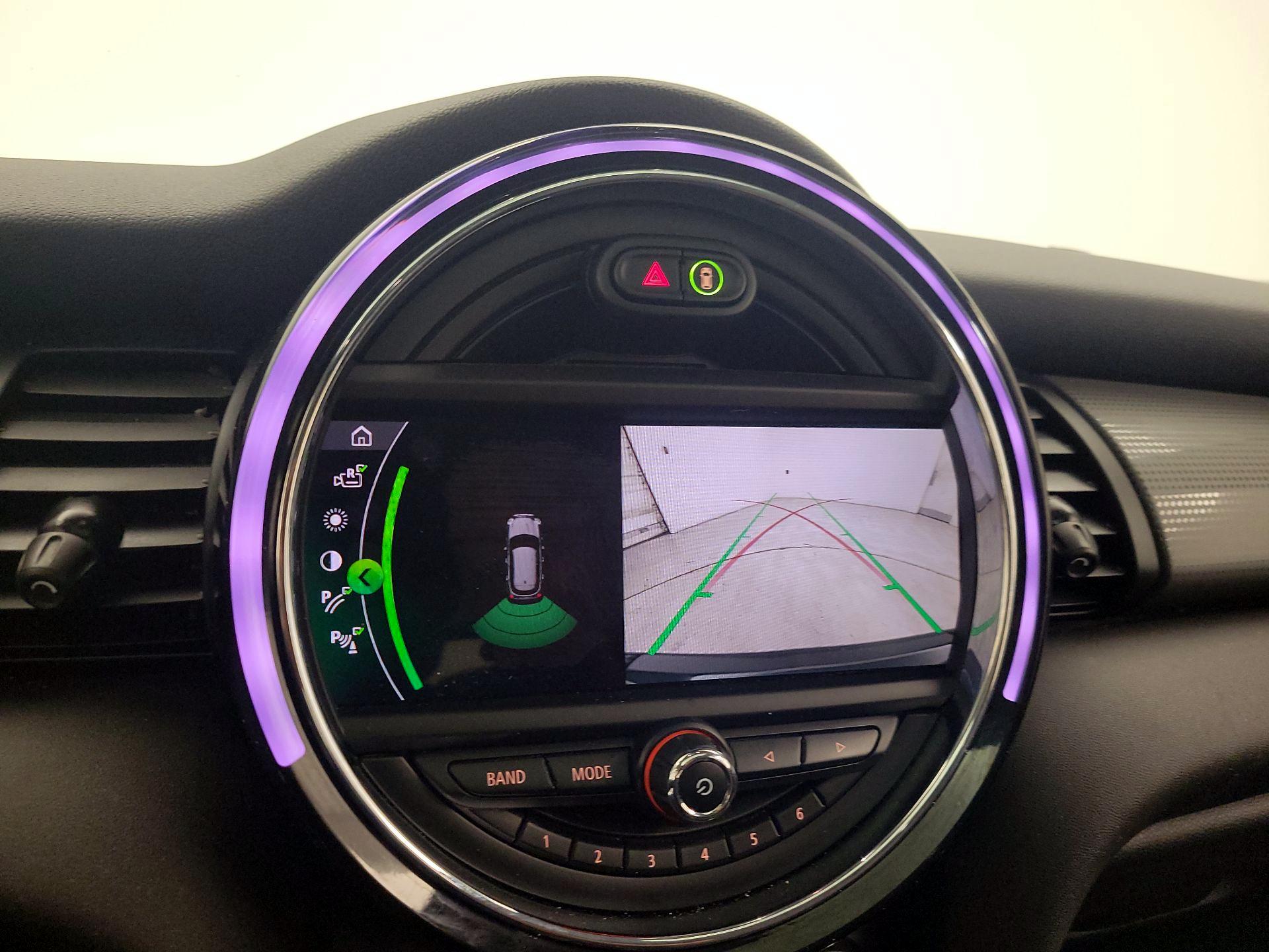 Thumbnail: 2020 MINI Cooper Hardtop - 14