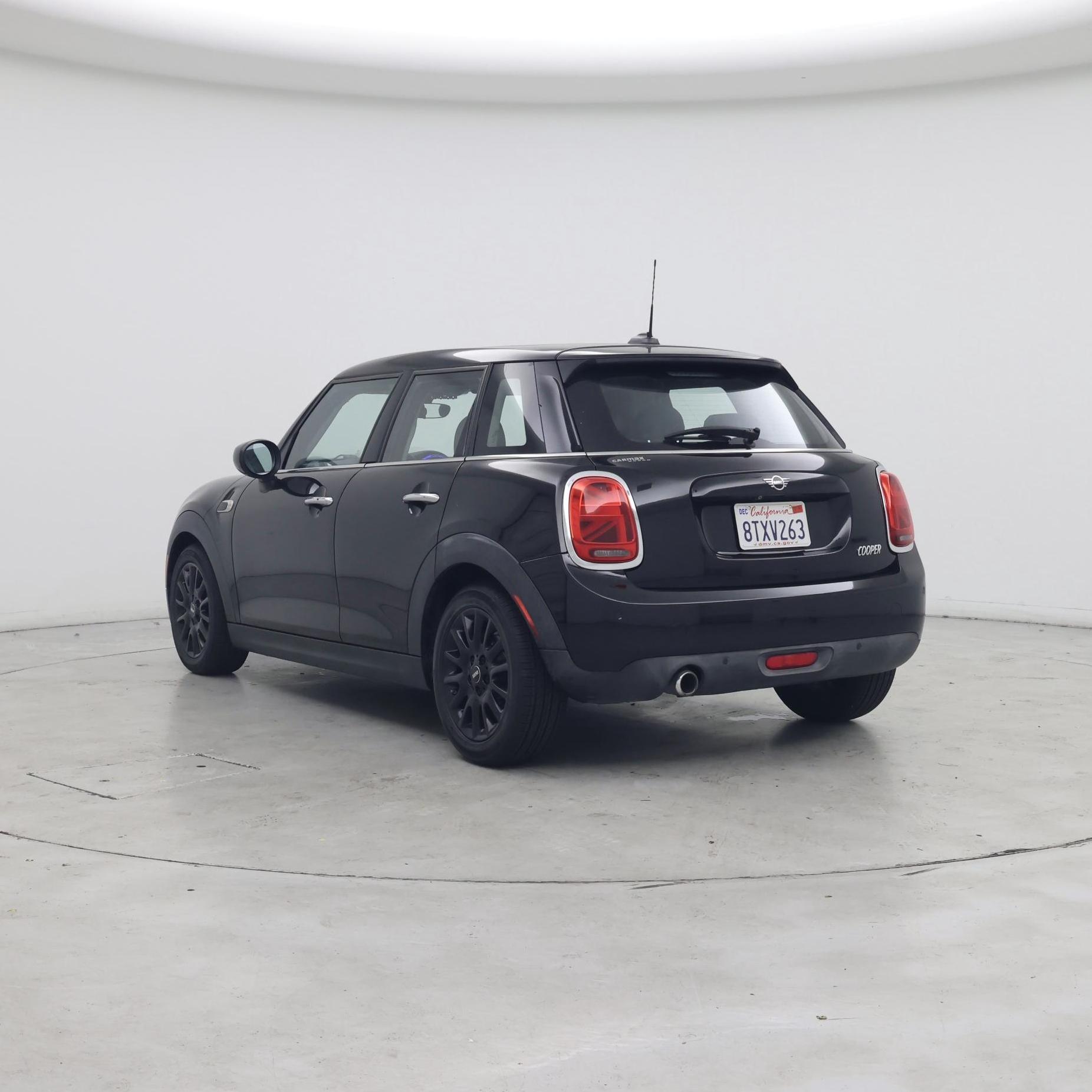 Thumbnail: 2020 MINI Cooper Hardtop - 2