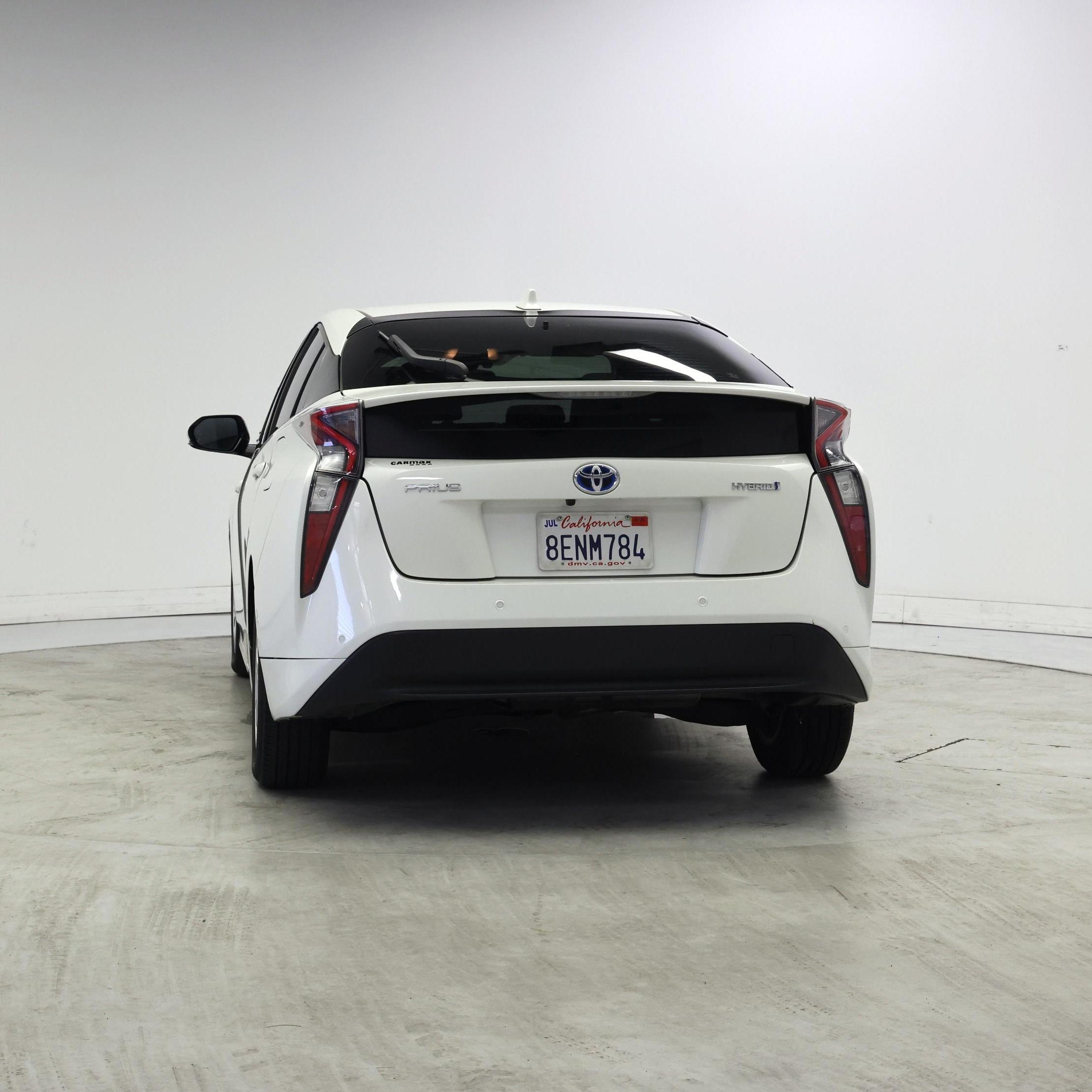 Thumbnail: 2018 Toyota Prius - 6