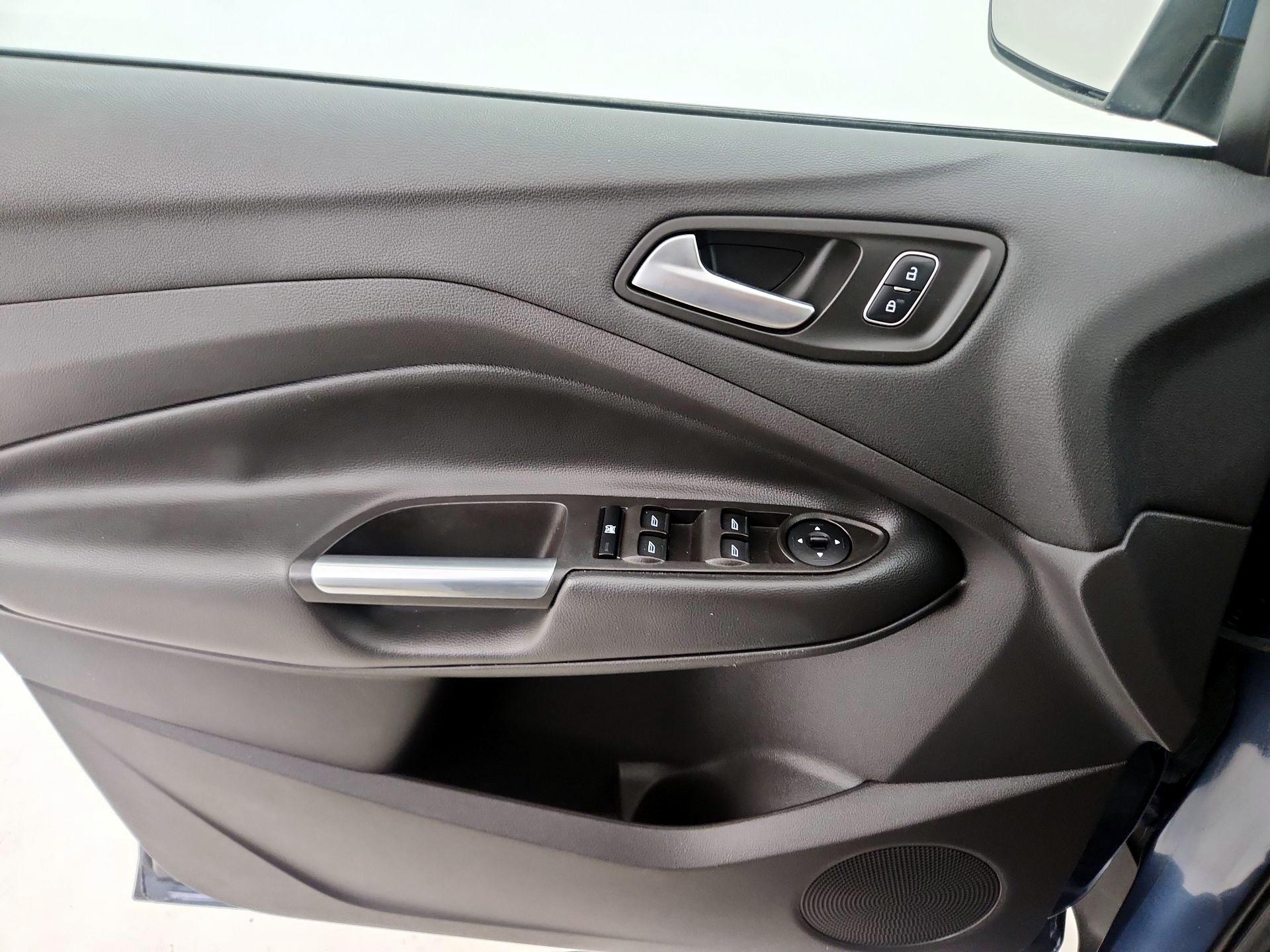 Thumbnail: 2018 Ford Escape - 12