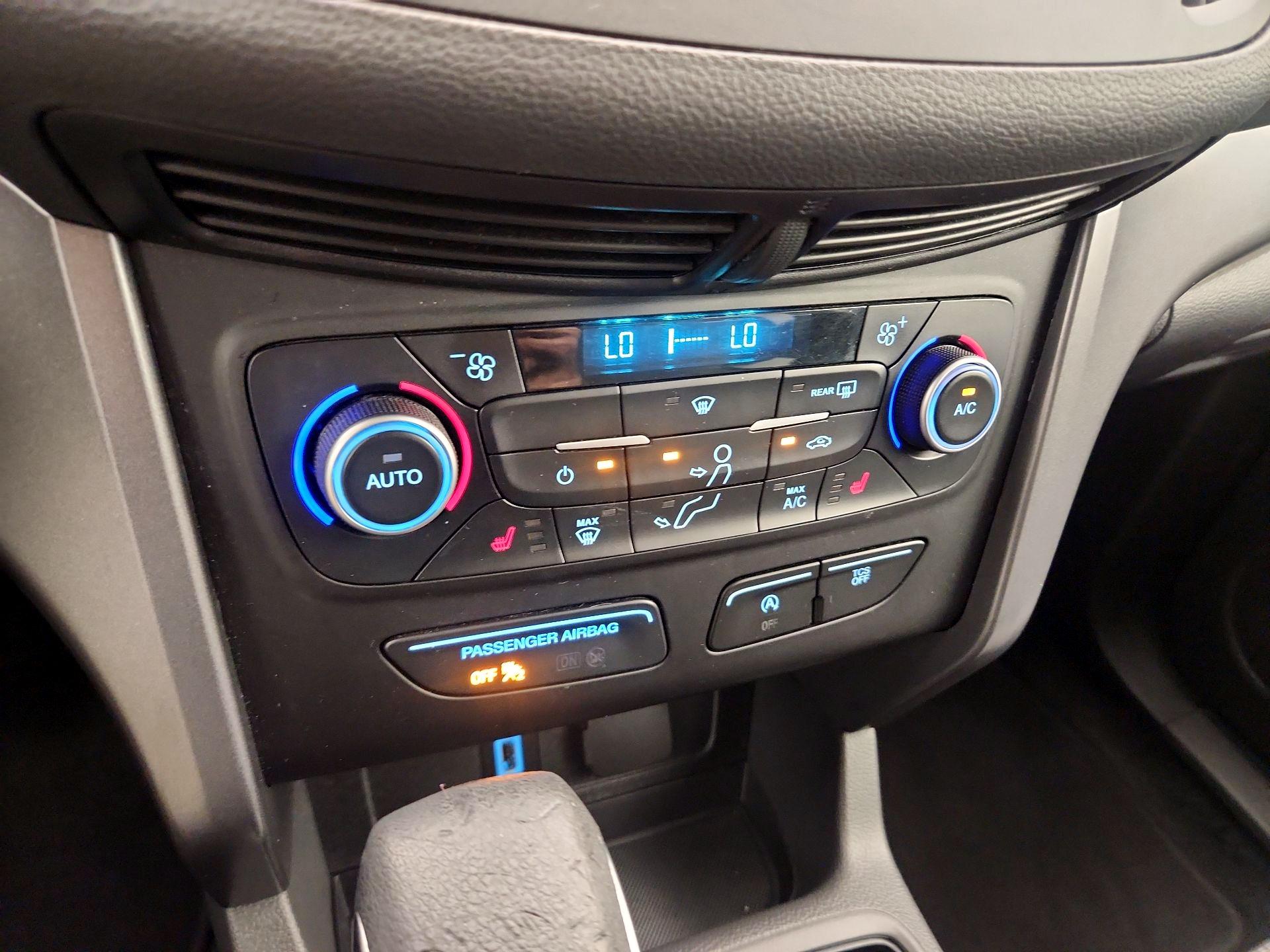 Thumbnail: 2018 Ford Escape - 16
