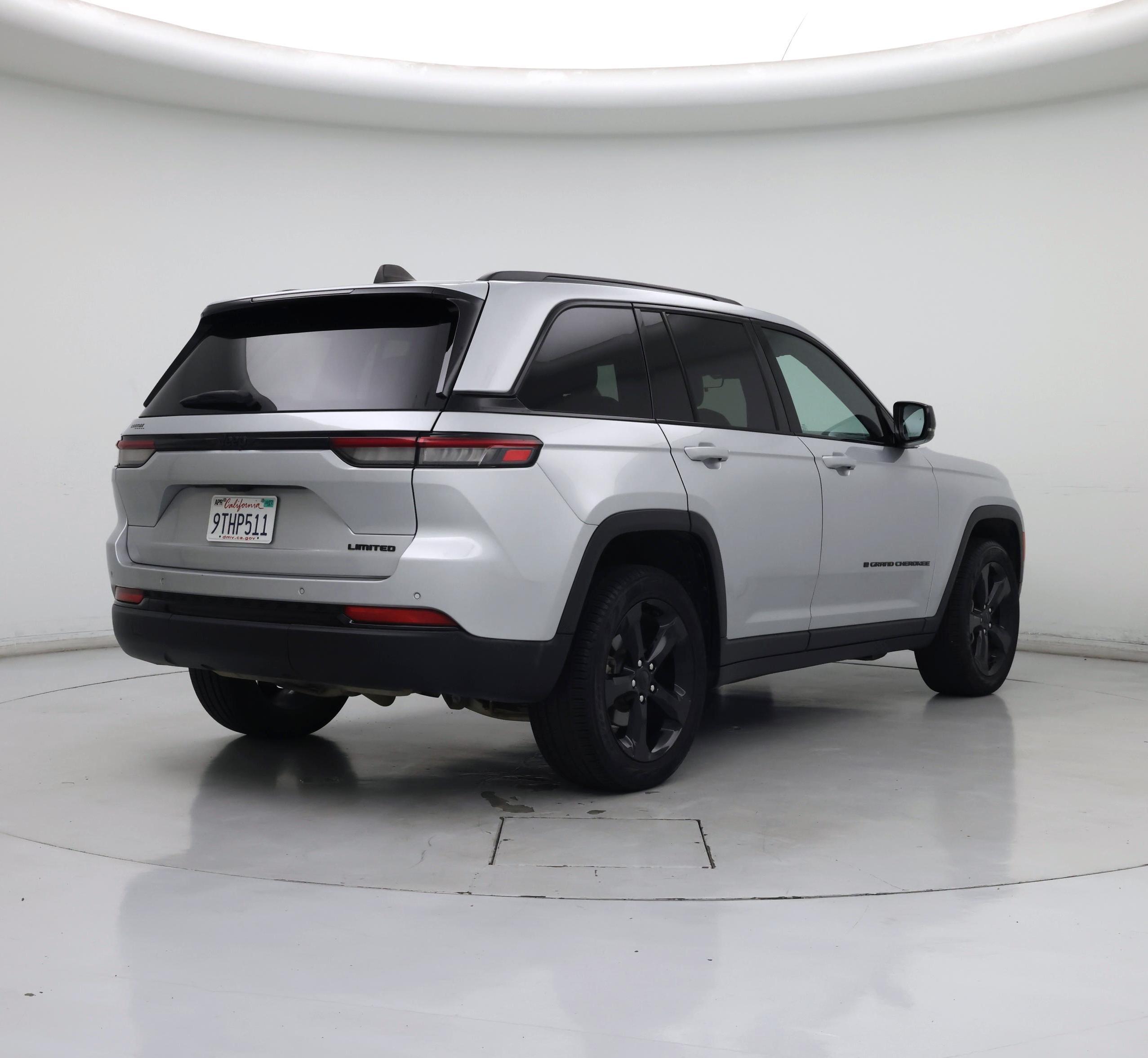 Thumbnail: 2025 Jeep Grand Cherokee - 8