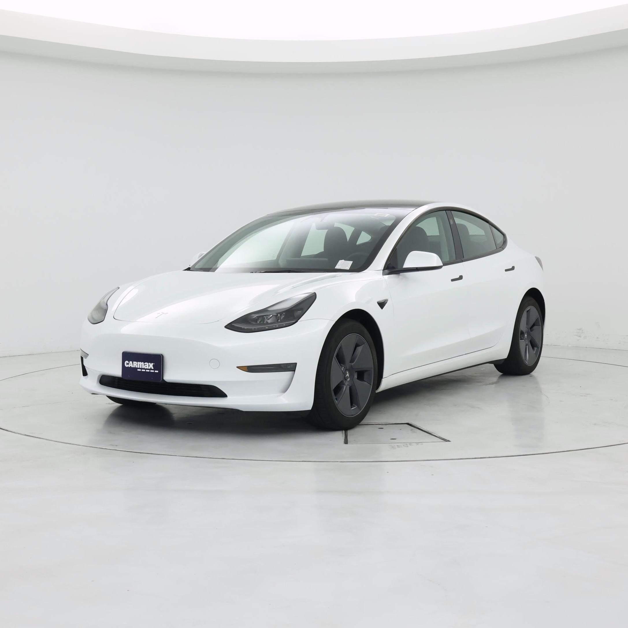 Thumbnail: 2023 Tesla Model 3 - 4