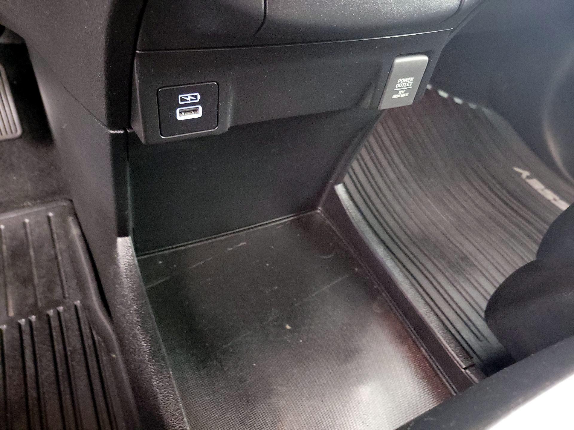 Thumbnail: 2023 Honda Odyssey - 18