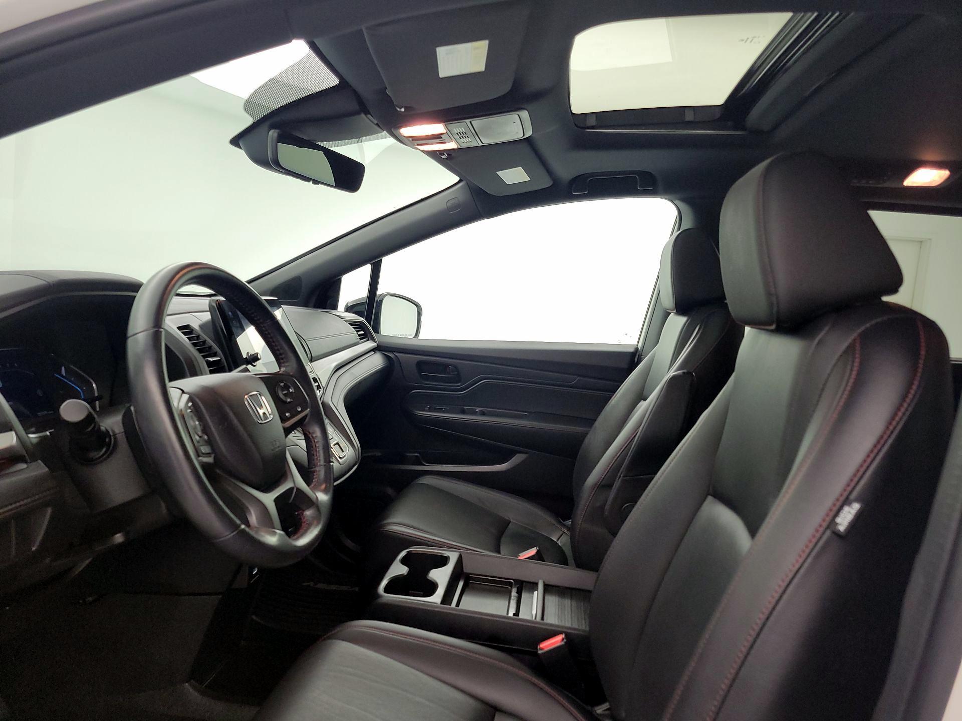 Thumbnail: 2023 Honda Odyssey - 19