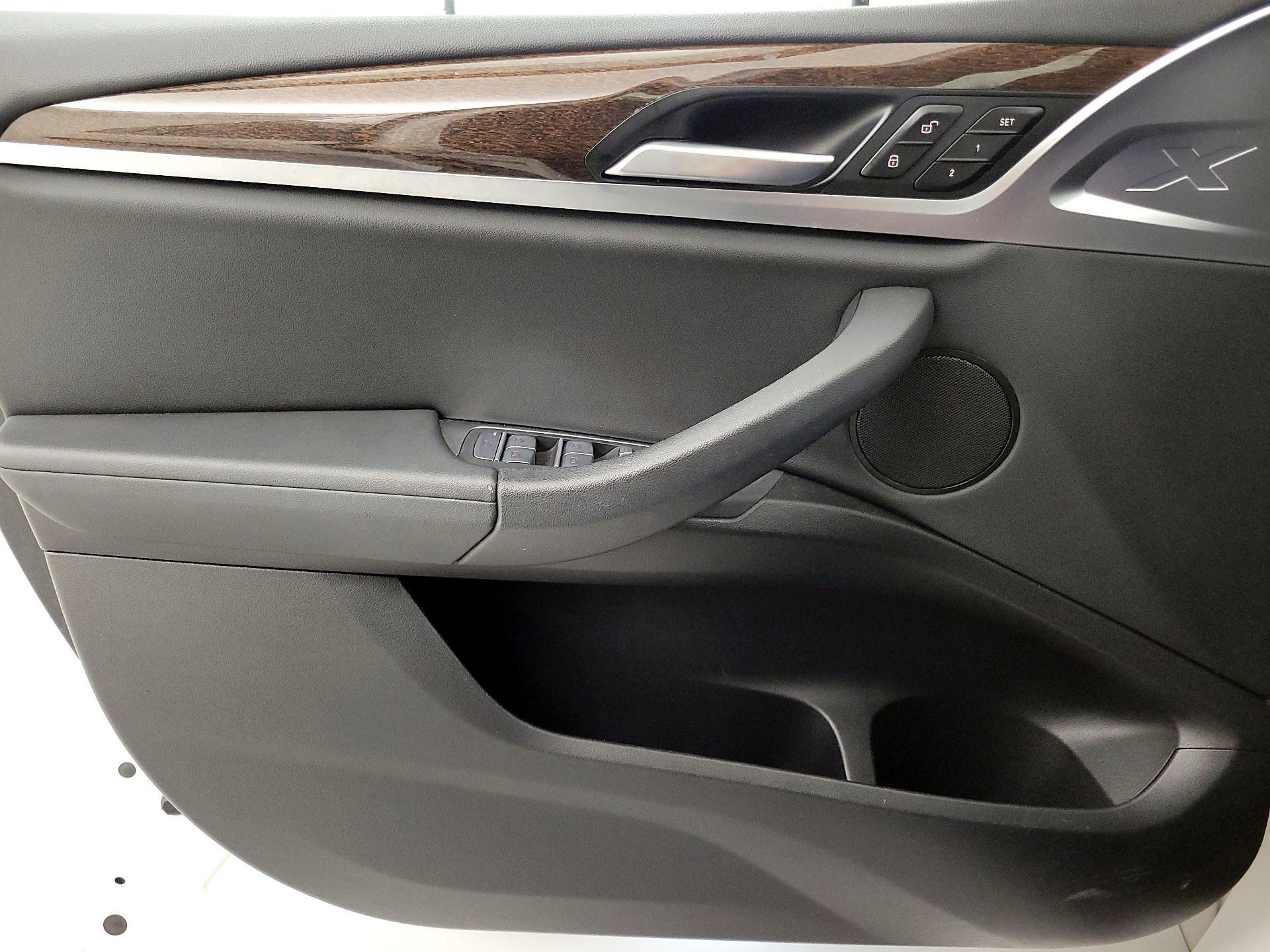 Thumbnail: 2021 BMW X3 - 12