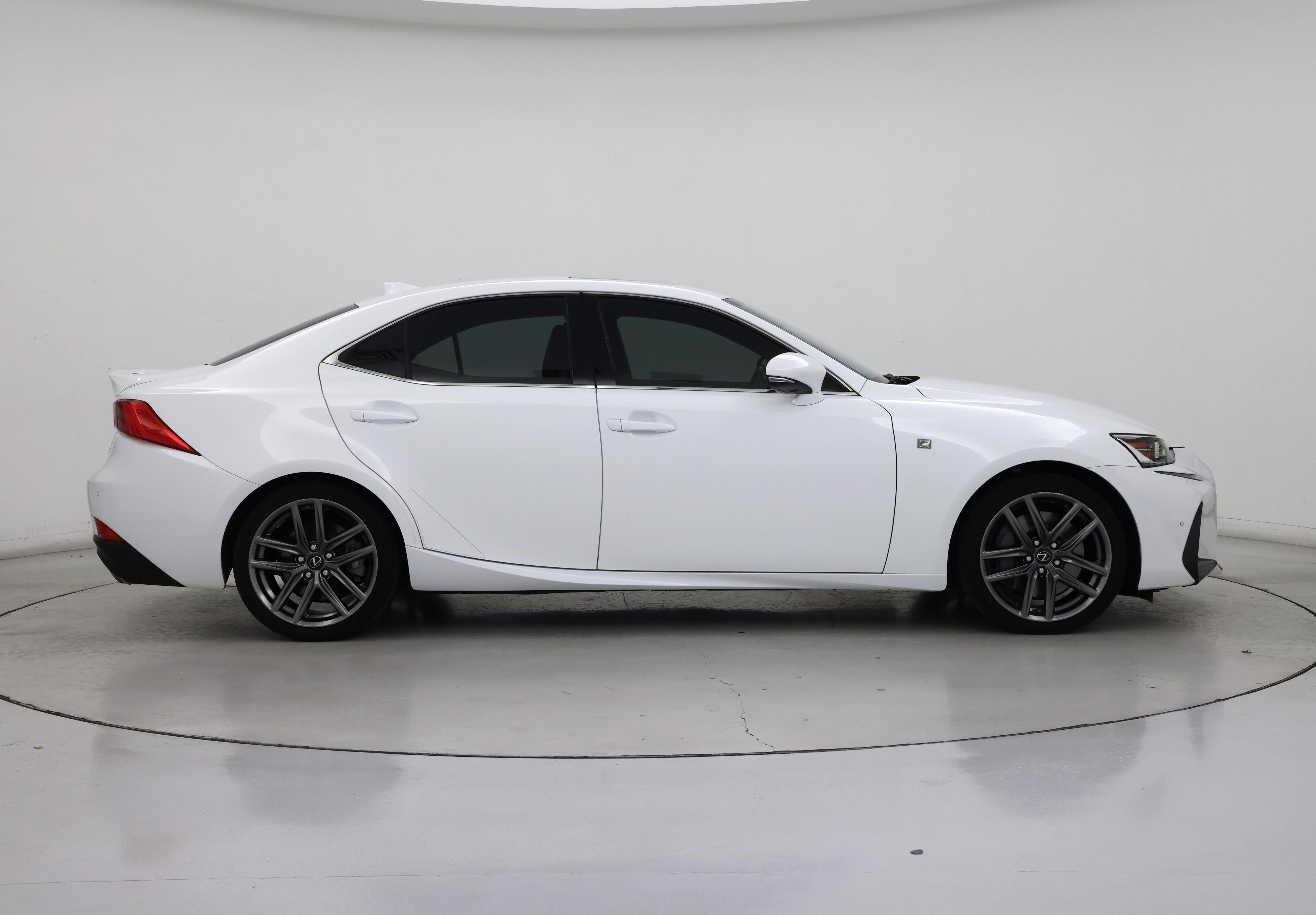 Thumbnail: 2018 Lexus IS - 7
