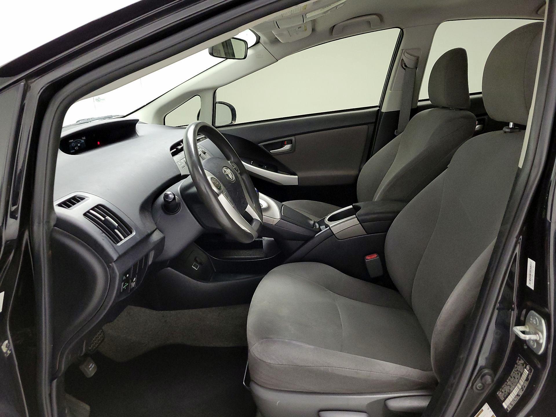 Thumbnail: 2014 Toyota Prius - 11
