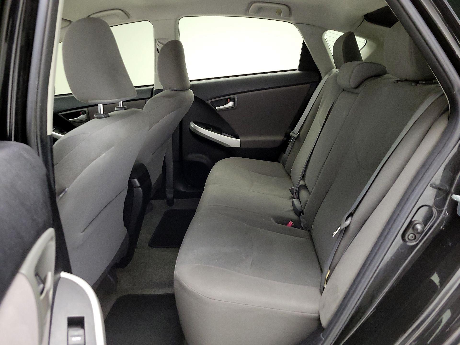 Thumbnail: 2014 Toyota Prius - 18