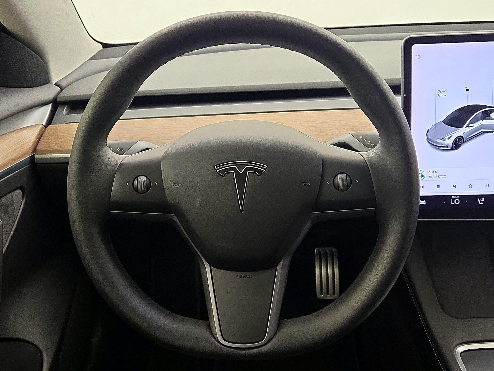 Thumbnail: 2022 Tesla Model 3 - 10