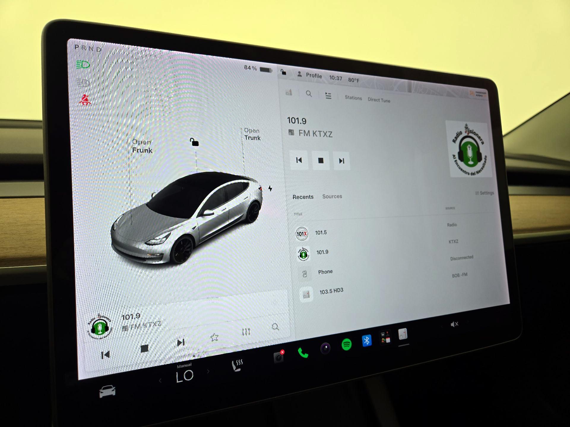 Thumbnail: 2022 Tesla Model 3 - 15