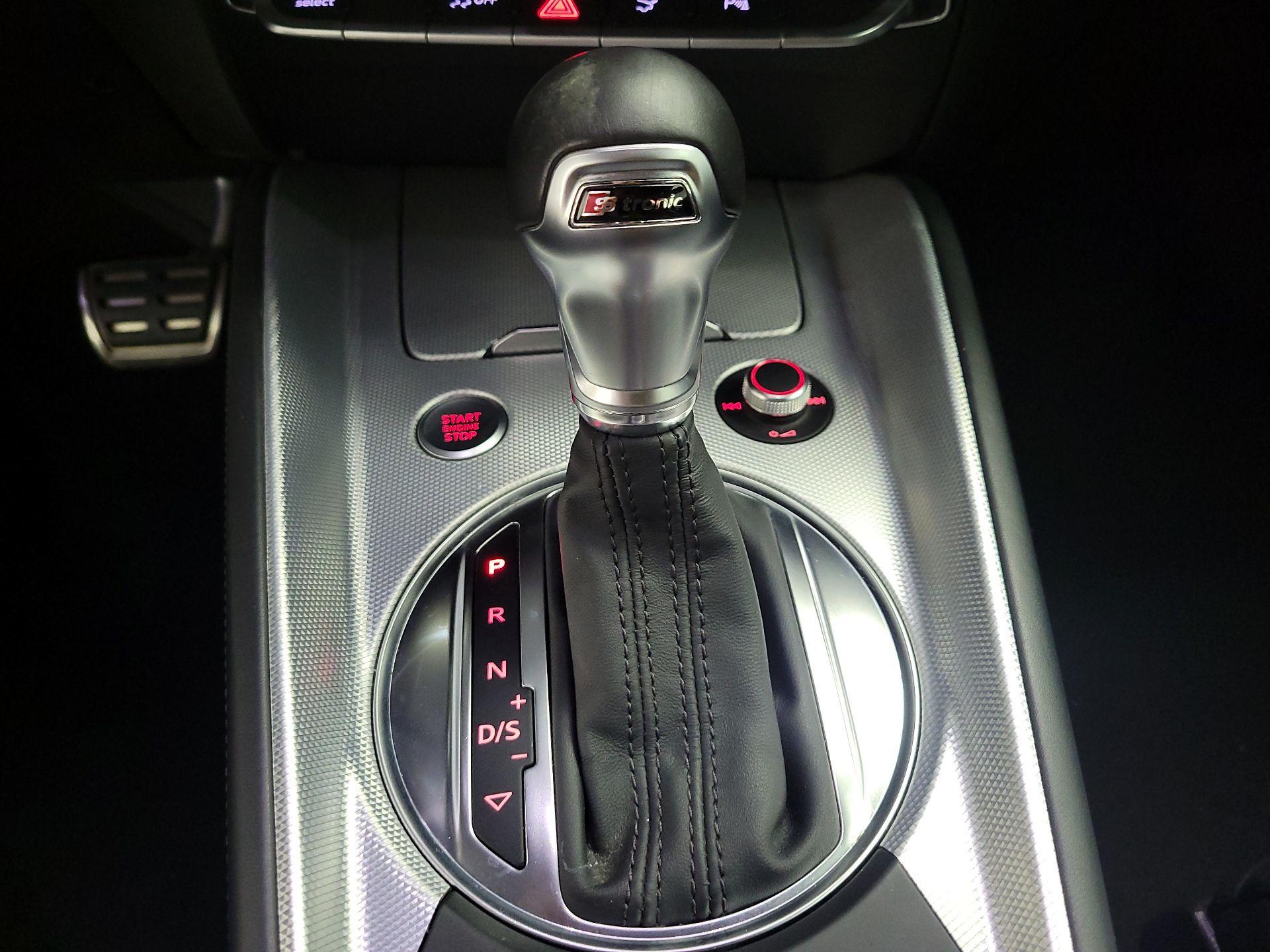 Thumbnail: 2016 Audi TT - 16