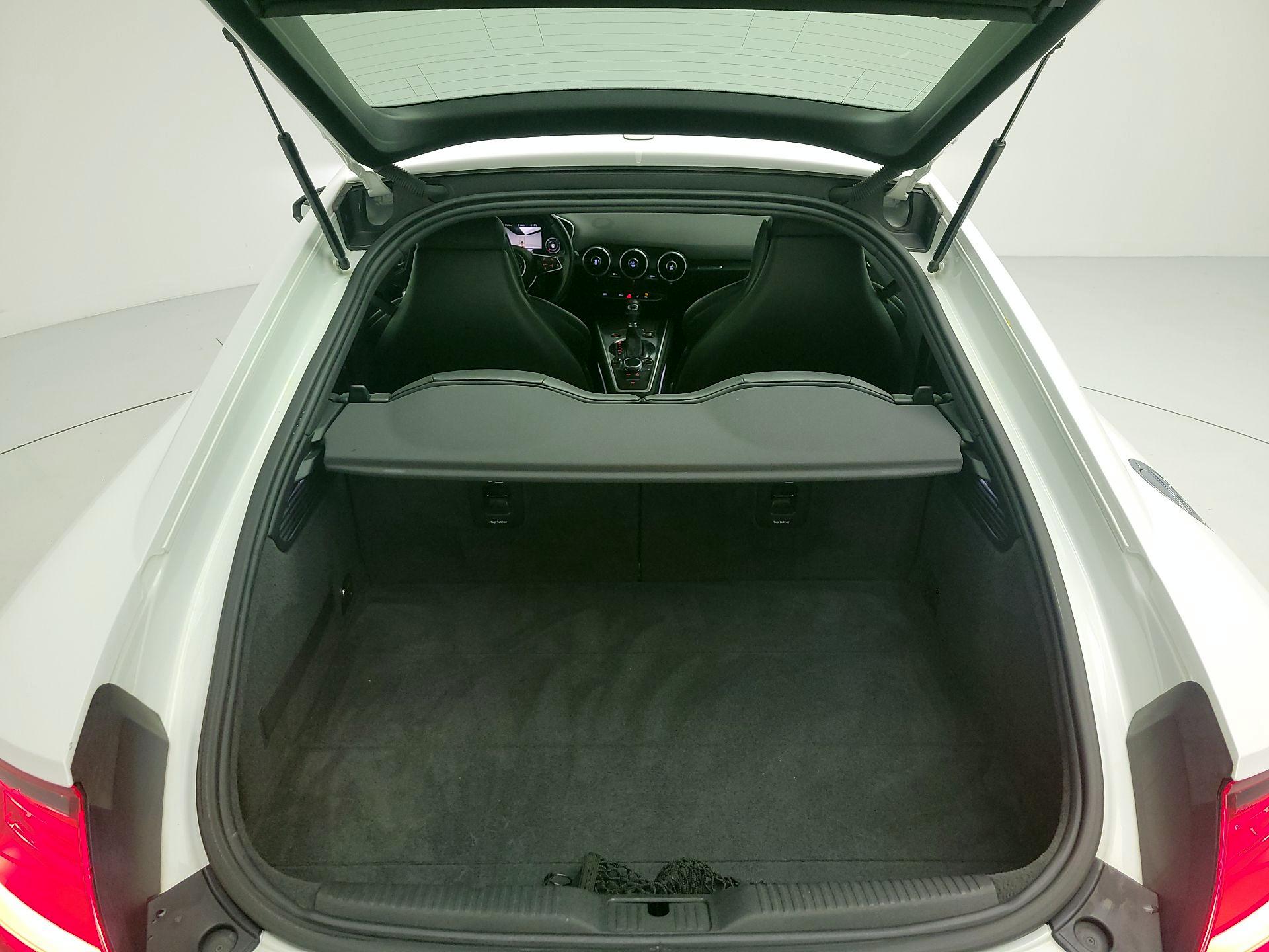 Thumbnail: 2016 Audi TT - 17