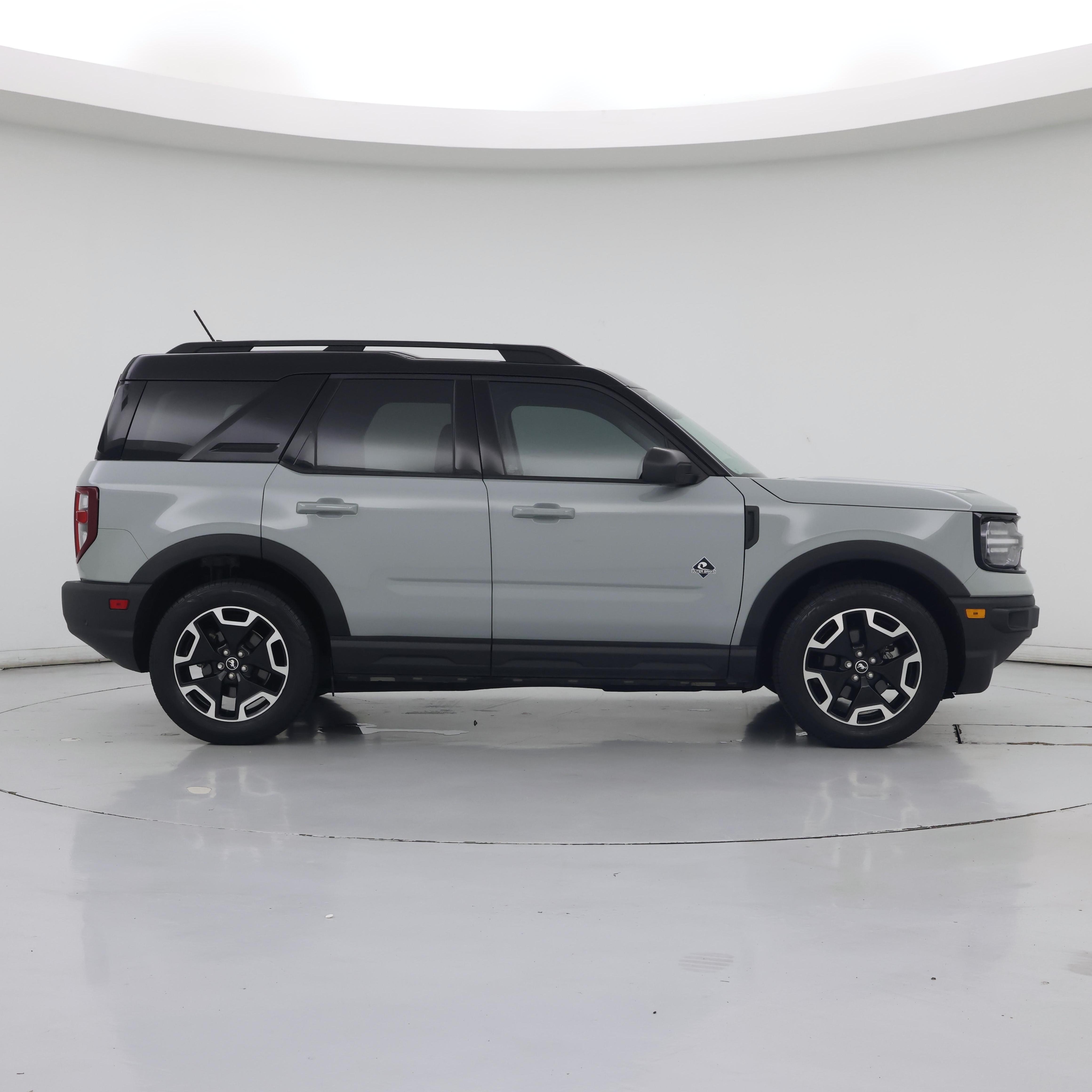 Thumbnail: 2021 Ford Bronco Sport - 7