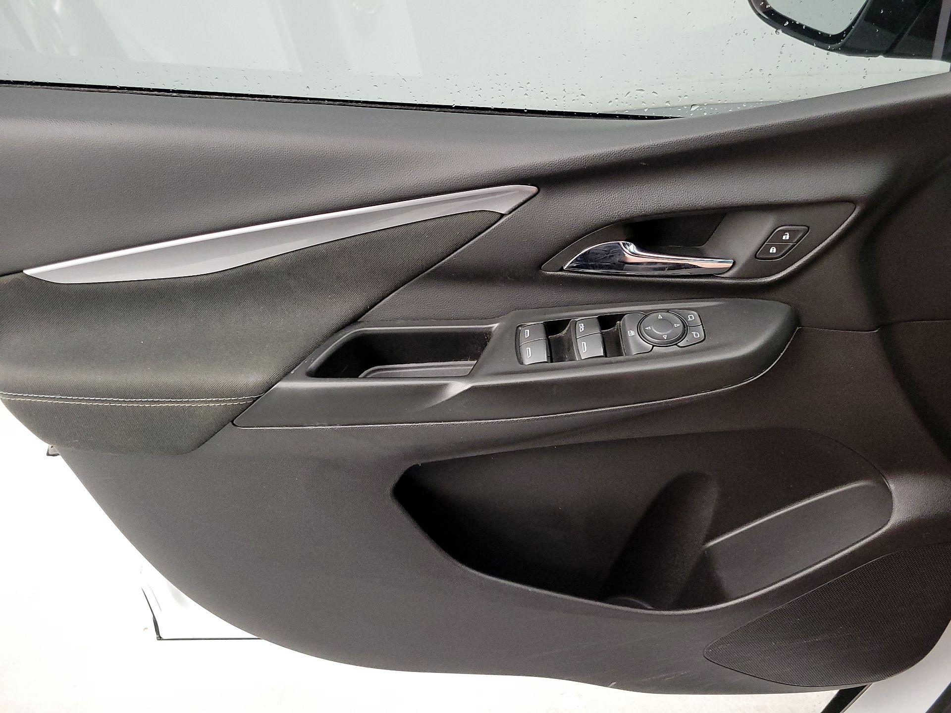 Thumbnail: 2023 Chevrolet Bolt EV - 12