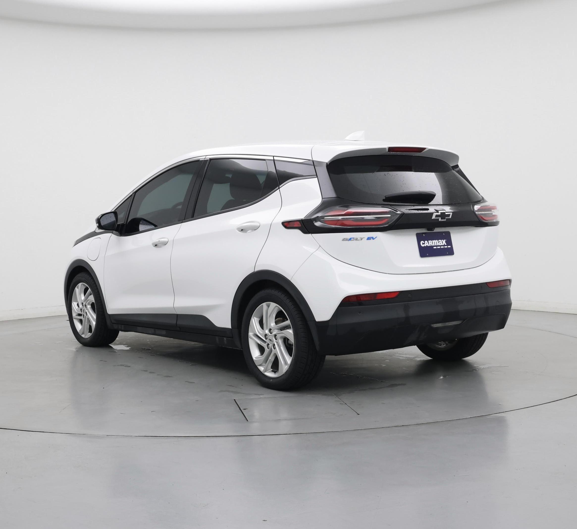 Thumbnail: 2023 Chevrolet Bolt EV - 2