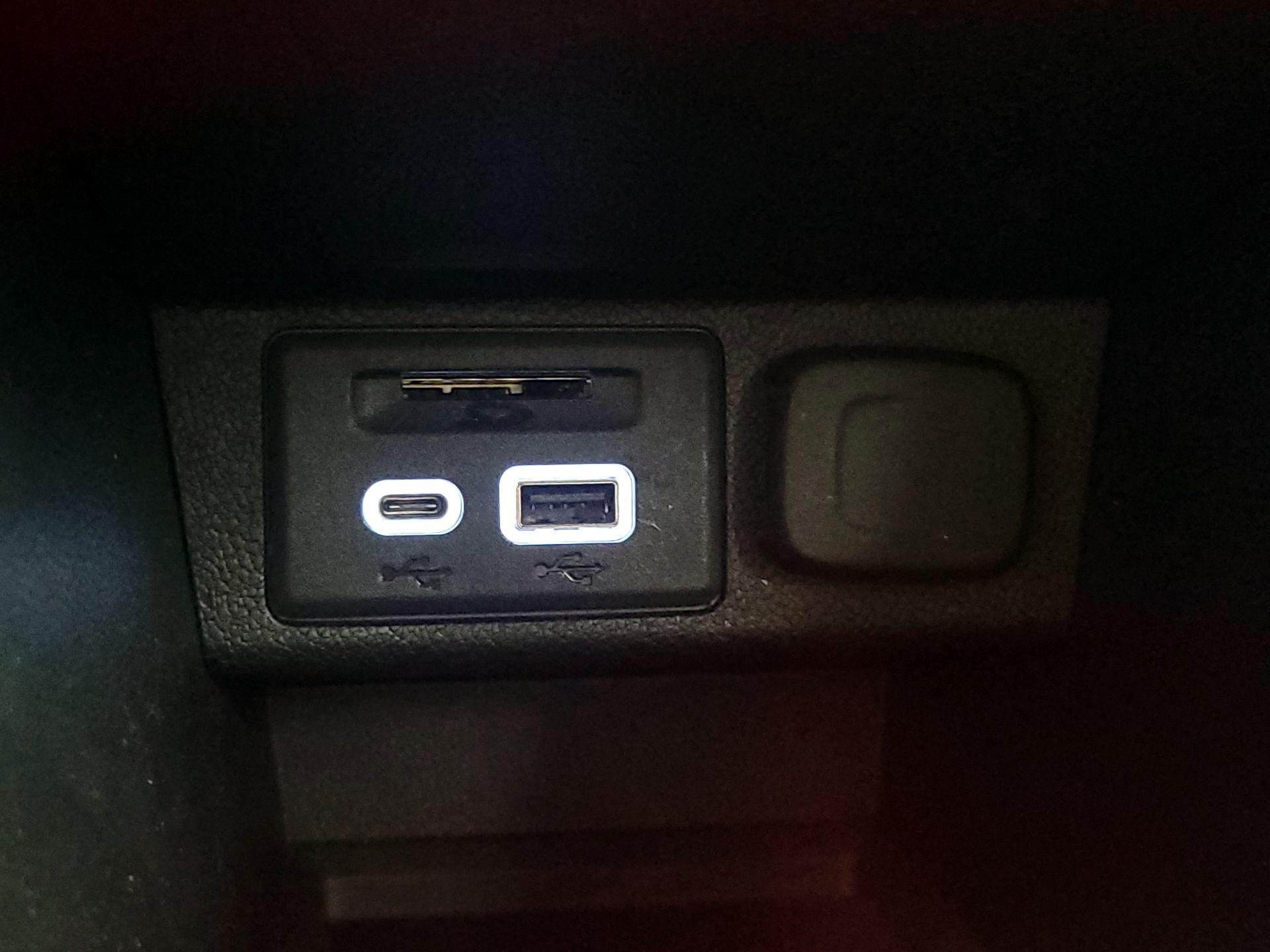 Thumbnail: 2023 Chevrolet Bolt EV - 19