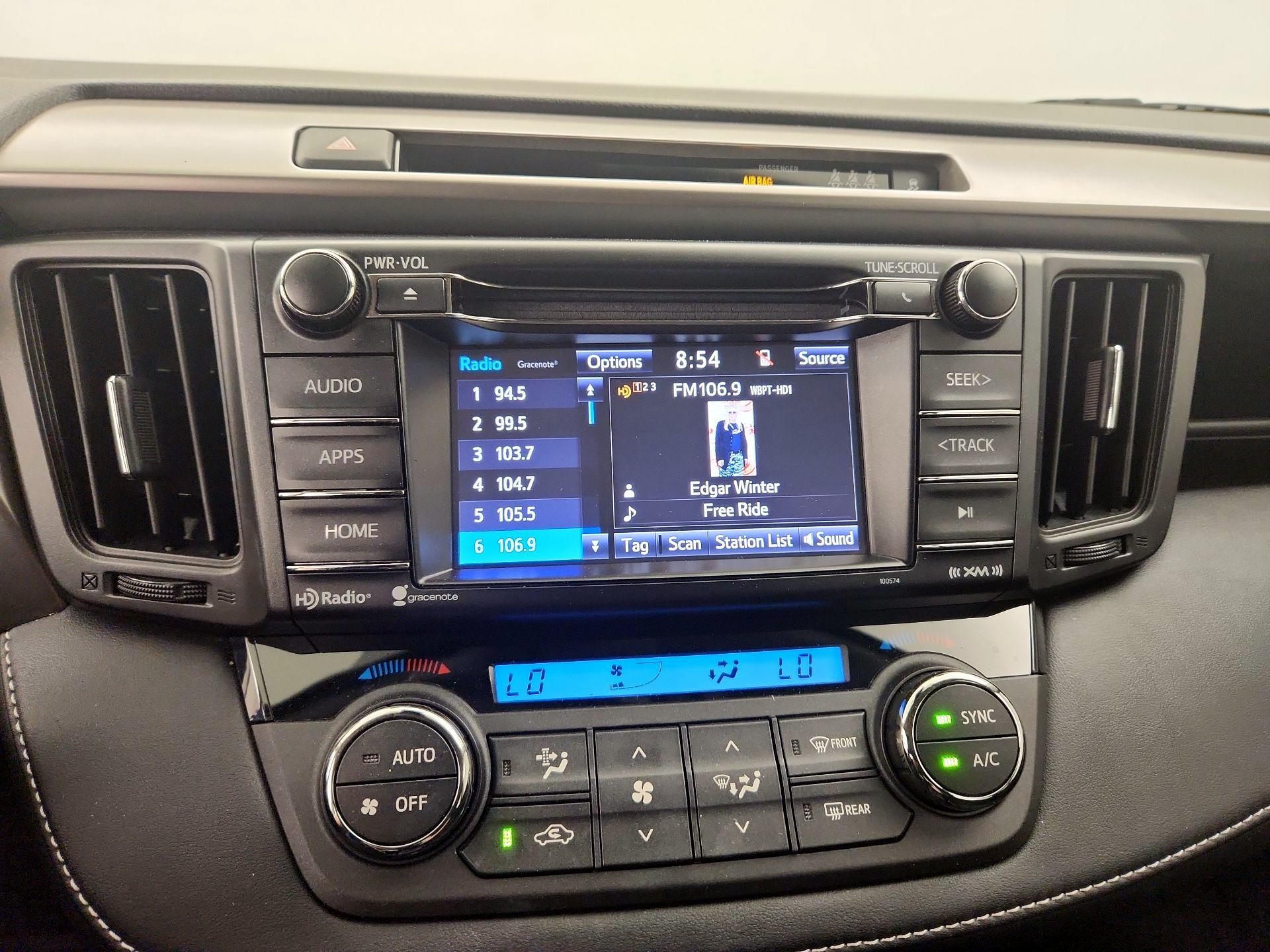 Thumbnail: 2017 Toyota RAV4 - 15