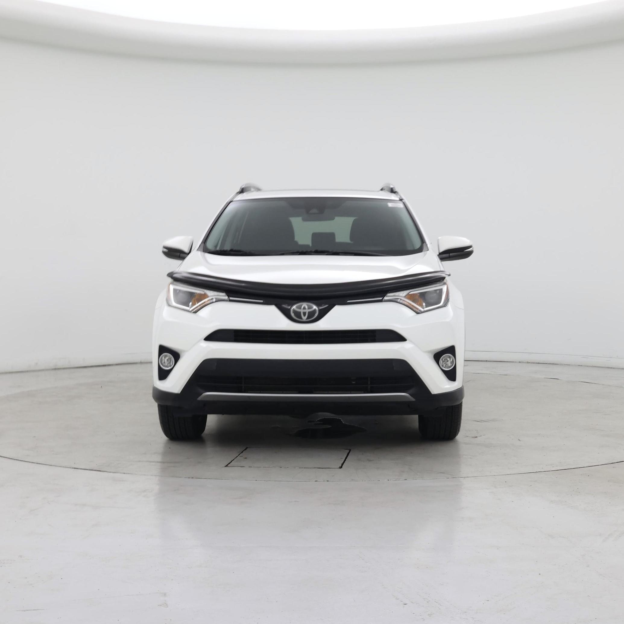 Thumbnail: 2017 Toyota RAV4 - 5