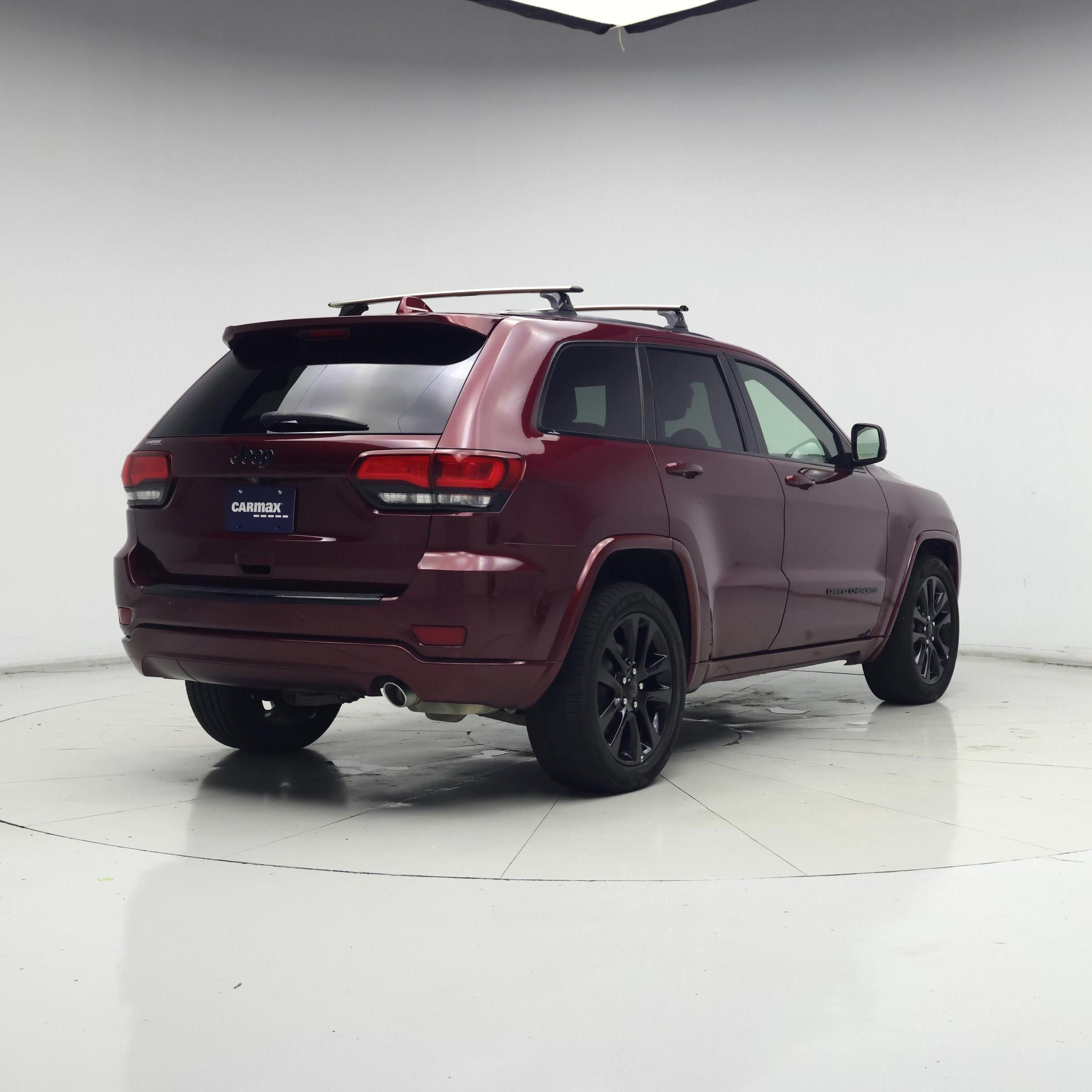 Thumbnail: 2018 Jeep Grand Cherokee - 8