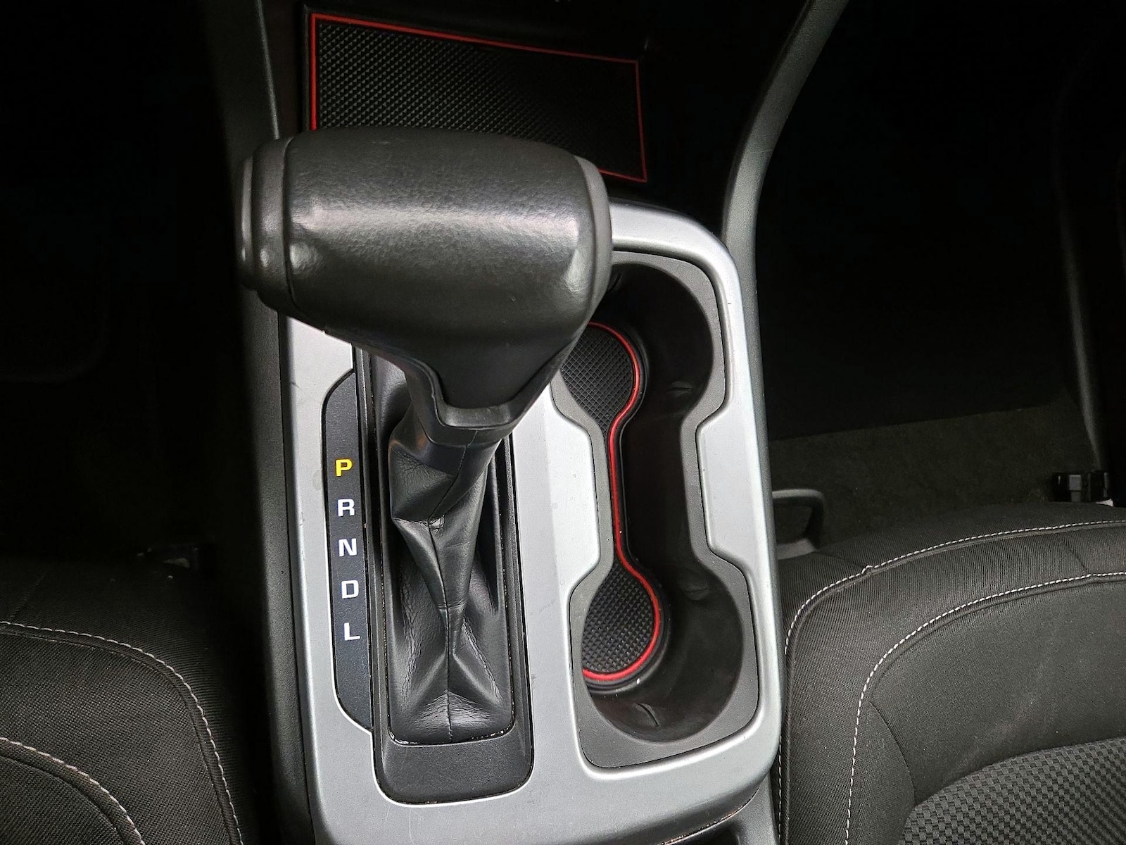 2018 Chevrolet Colorado LT - Photo 18