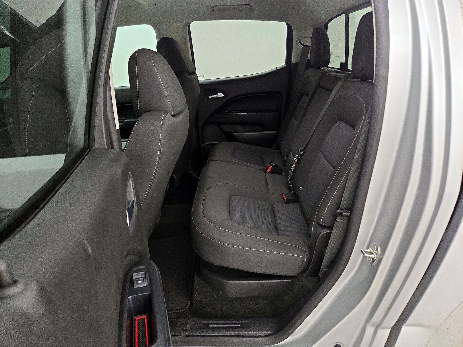 2018 Chevrolet Colorado LT - Photo 20