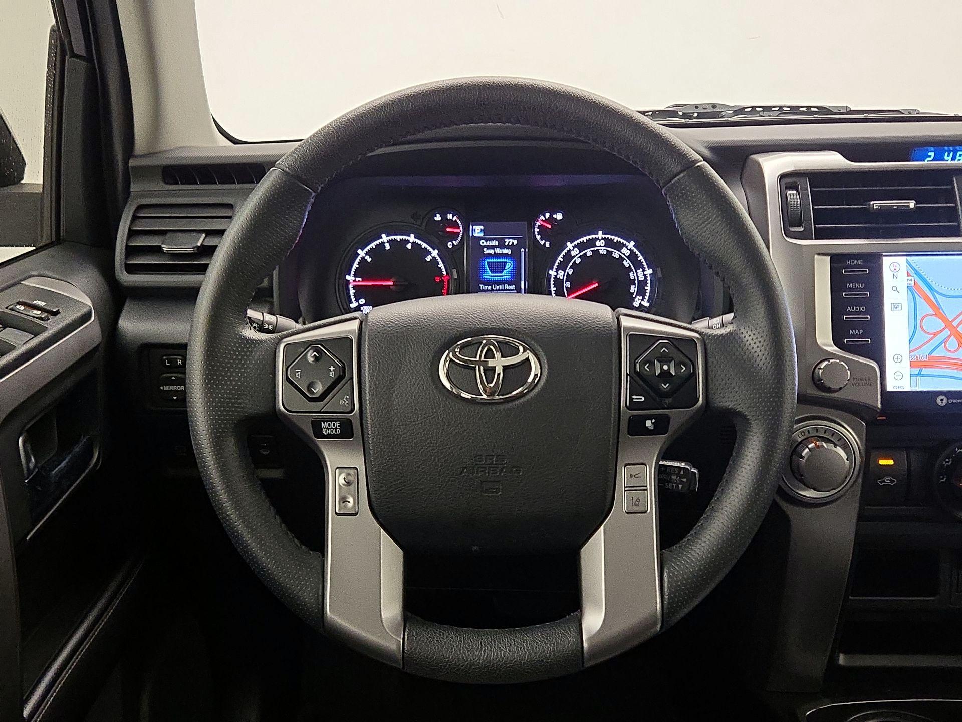 Thumbnail: 2022 Toyota 4Runner - 10