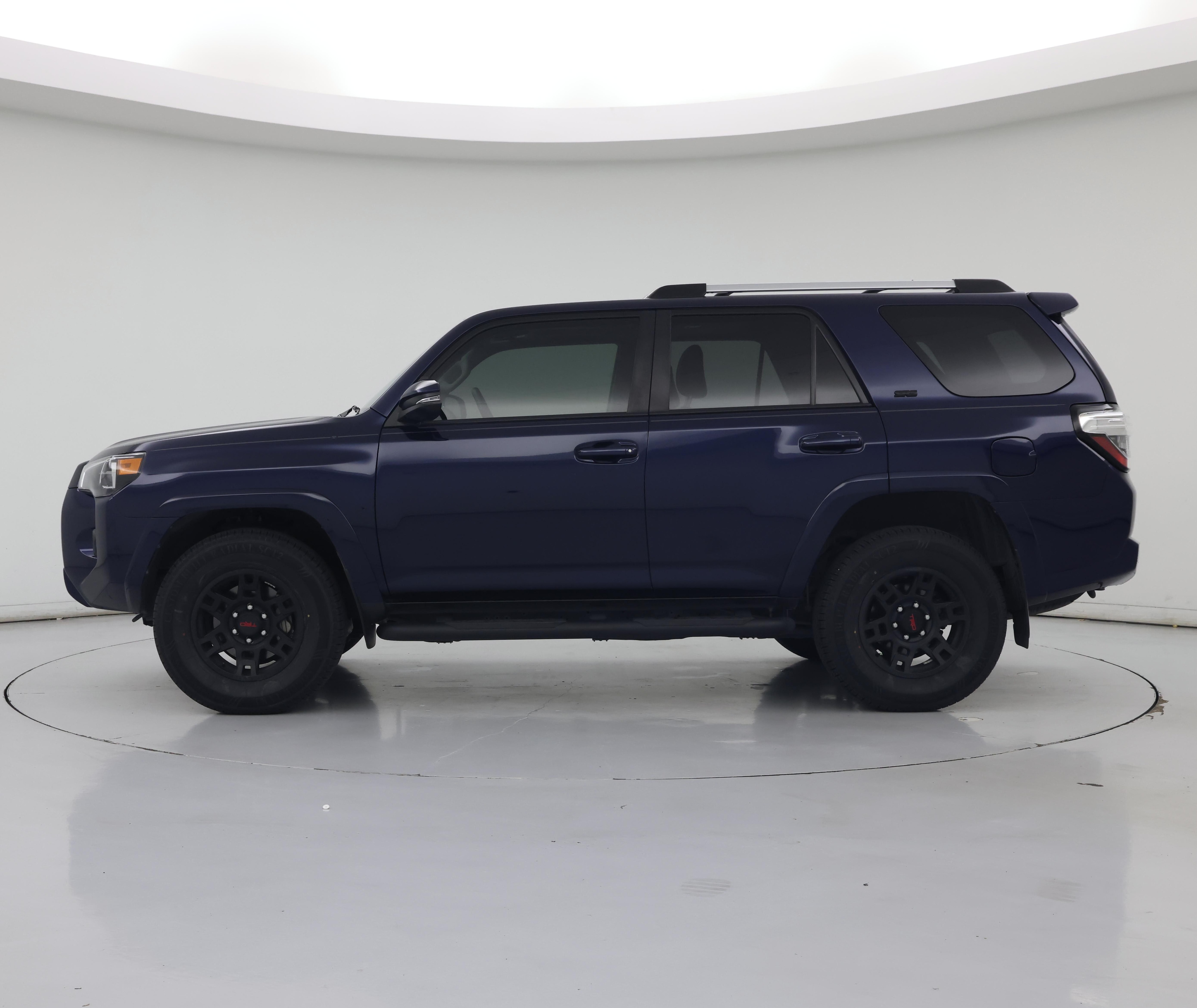 Thumbnail: 2022 Toyota 4Runner - 3
