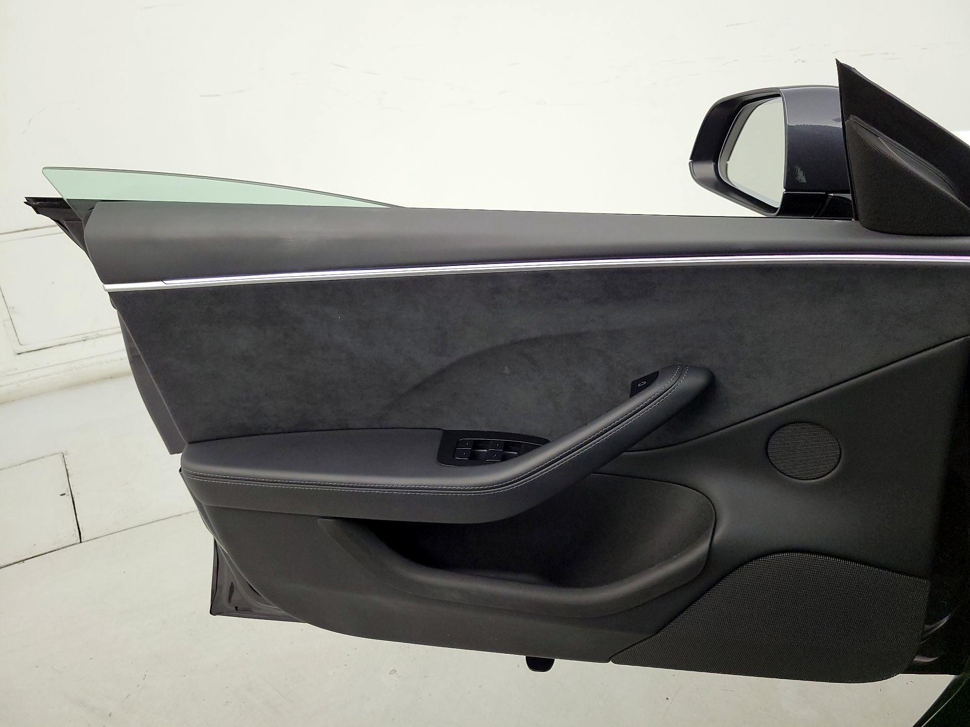 Thumbnail: 2024 Tesla Model 3 - 12