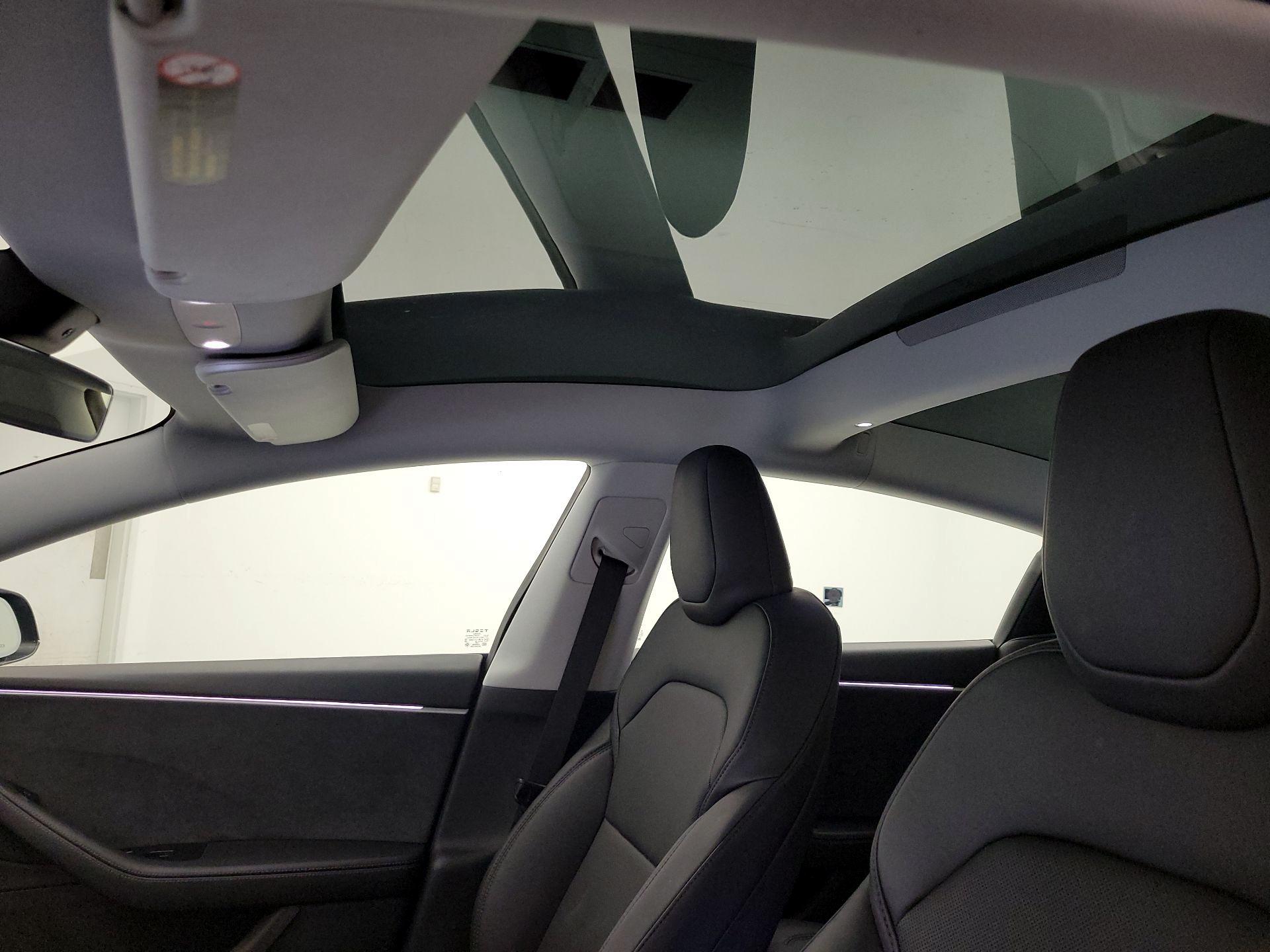 Thumbnail: 2024 Tesla Model 3 - 18