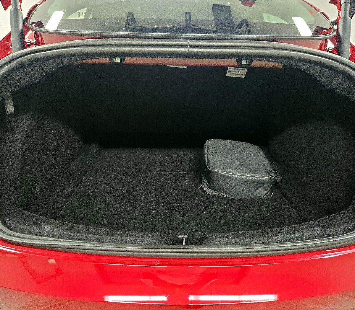 Trunk/Cargo (Seats Up)