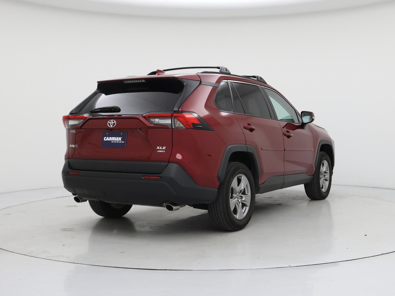 2023 Toyota RAV4 XLE - Photo 9