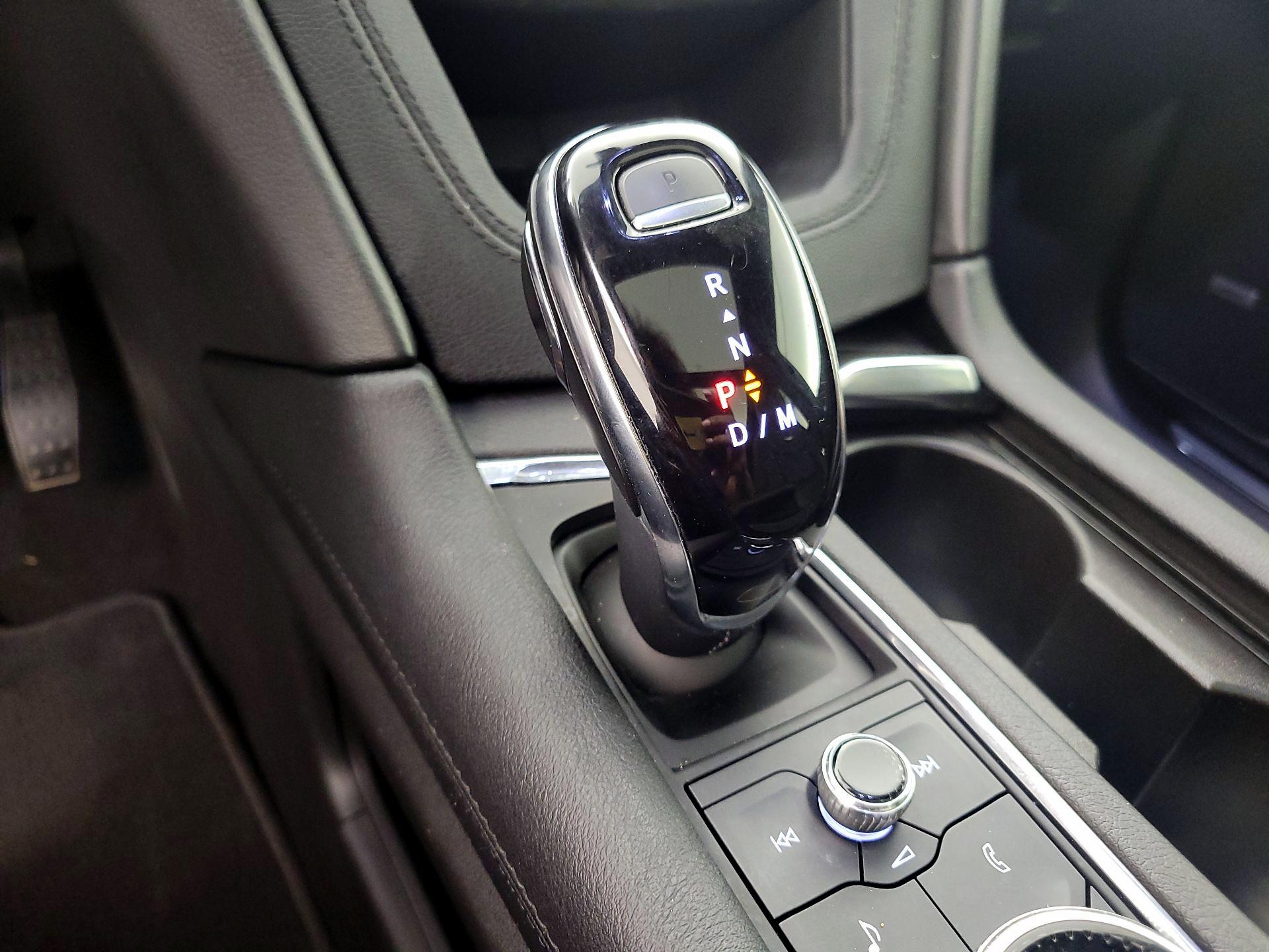 Thumbnail: 2020 Cadillac XT5 - 17