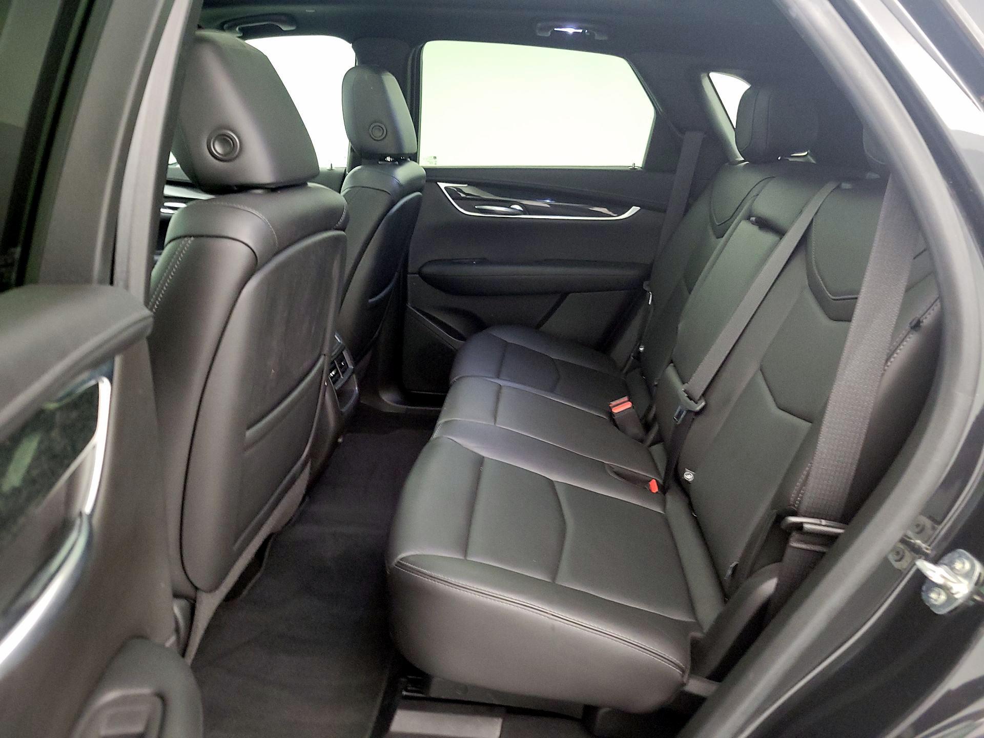 Thumbnail: 2020 Cadillac XT5 - 20