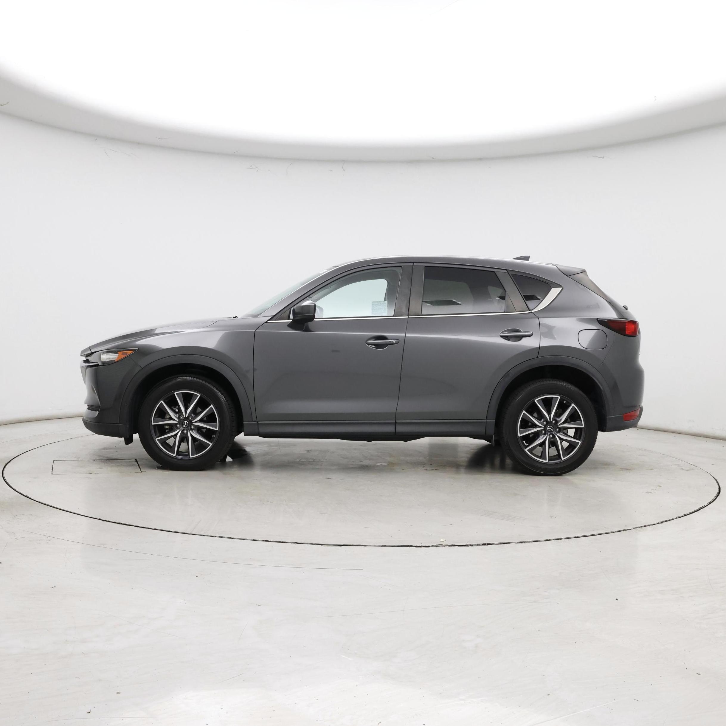 Thumbnail: 2018 Mazda CX-5 - 3