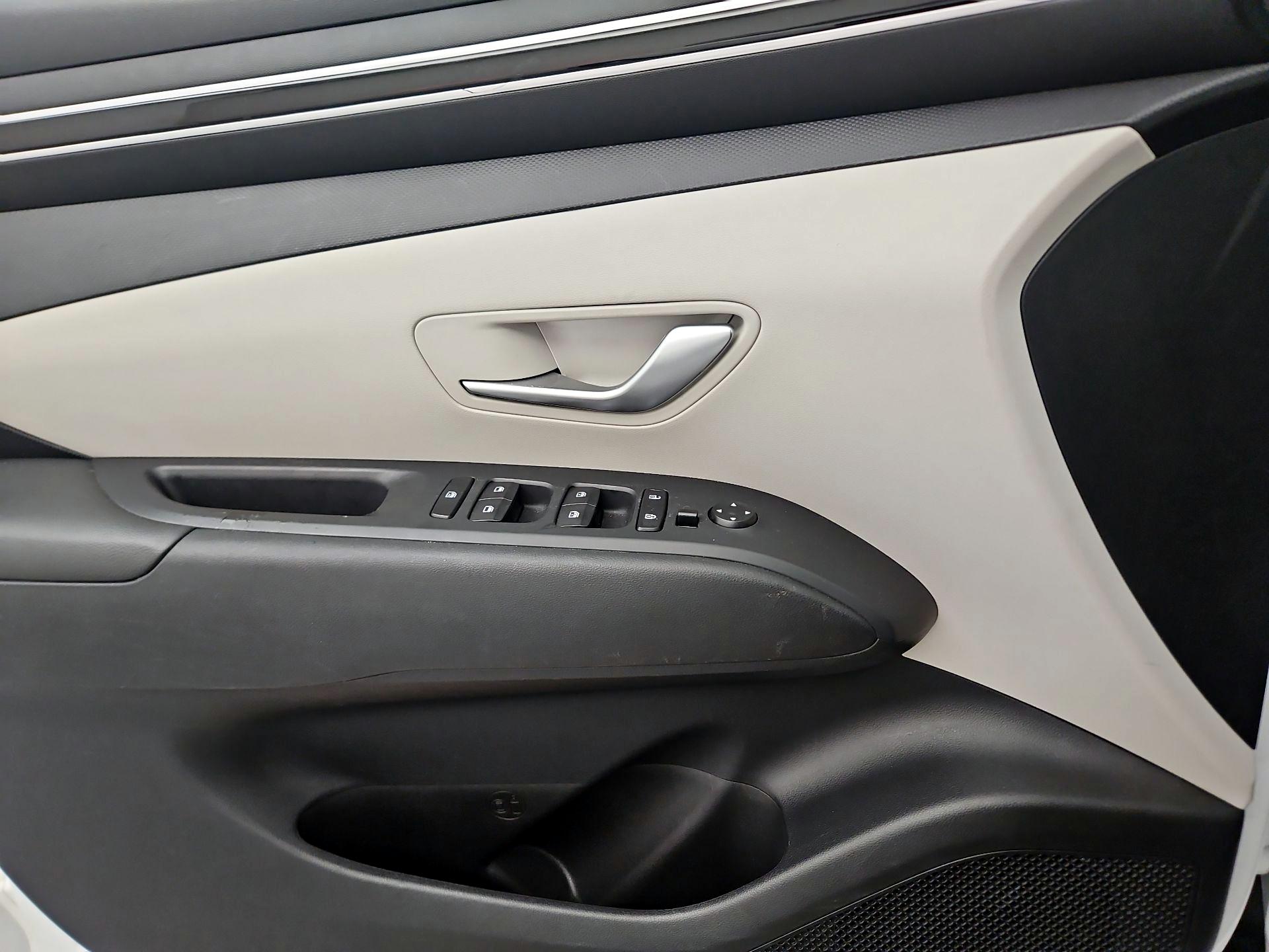Thumbnail: 2022 Hyundai Tucson - 12