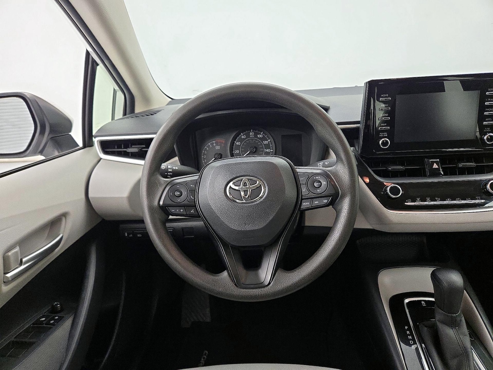 2020 Toyota Corolla L - Photo 11