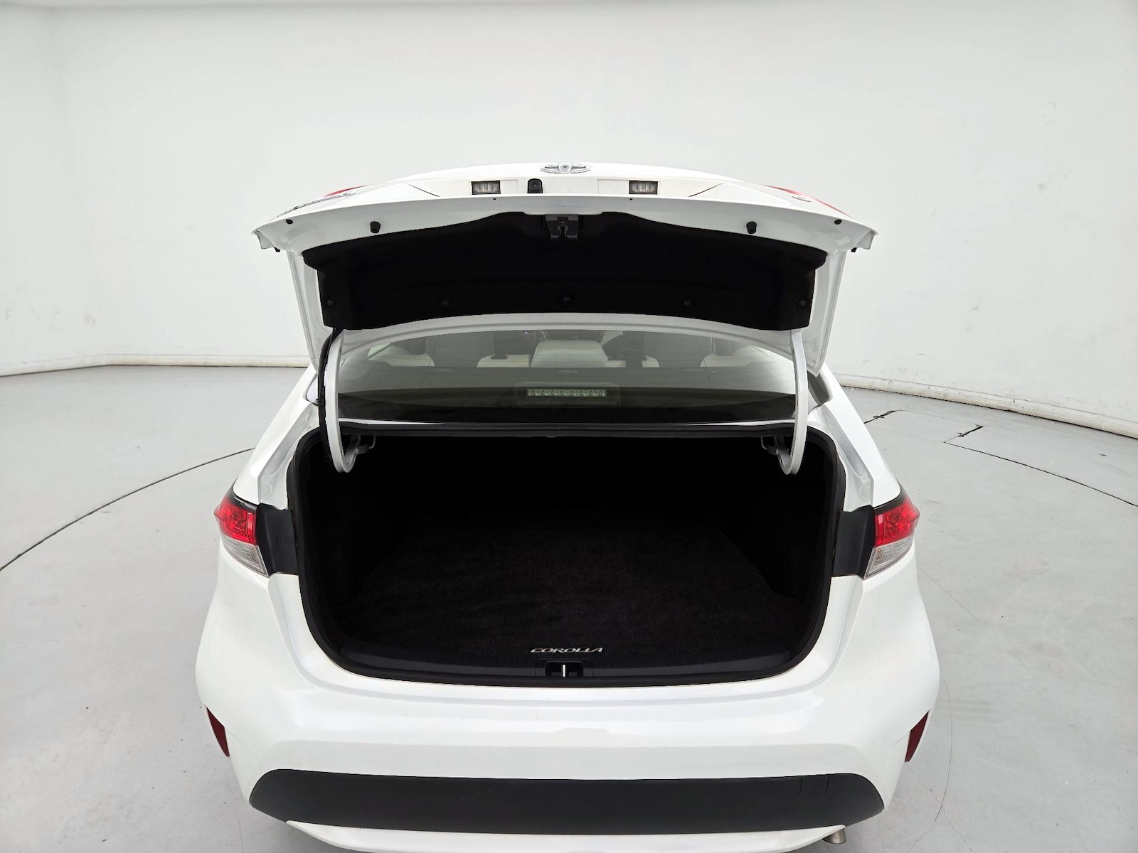 2020 Toyota Corolla L - Photo 21