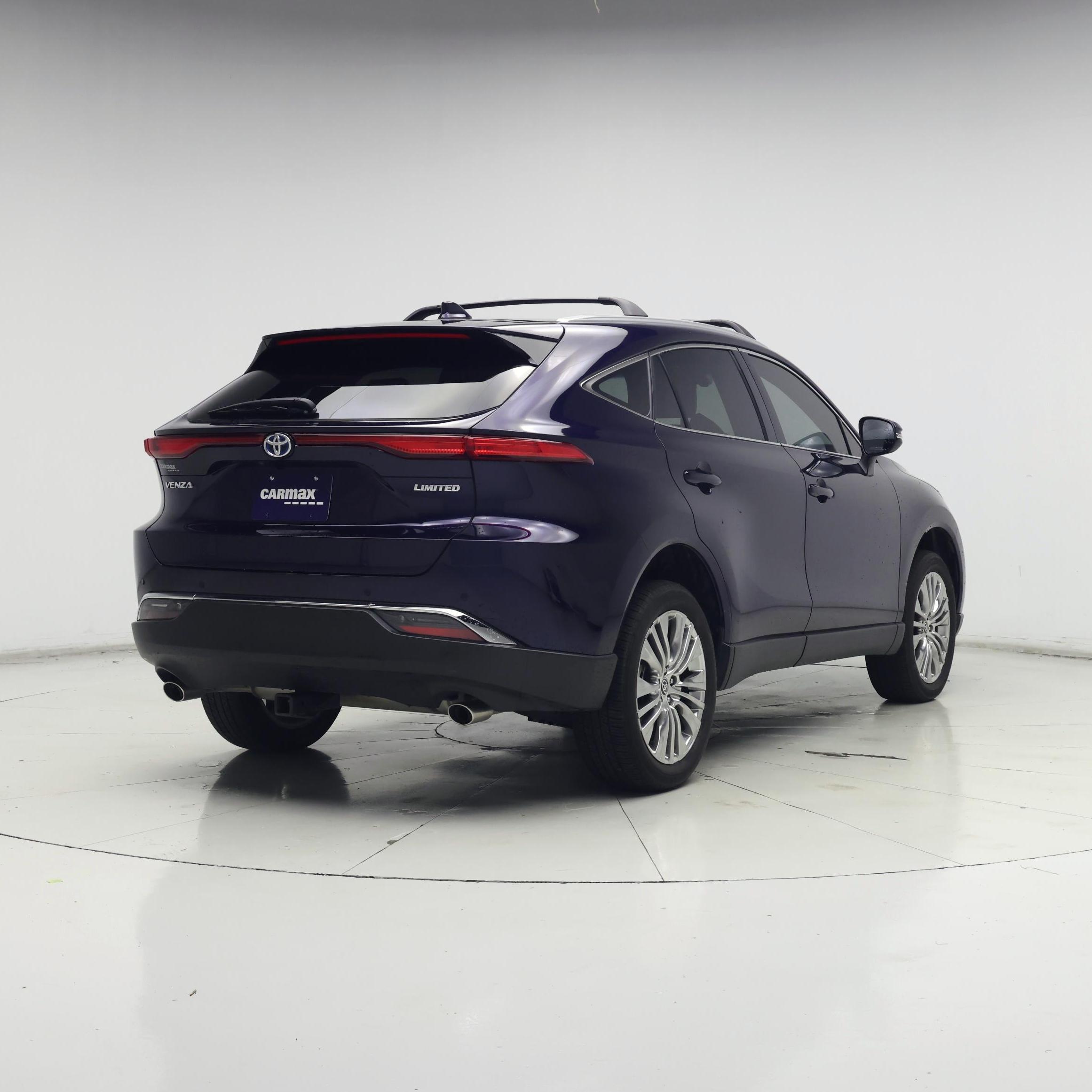 Thumbnail: 2024 Toyota Venza - 8