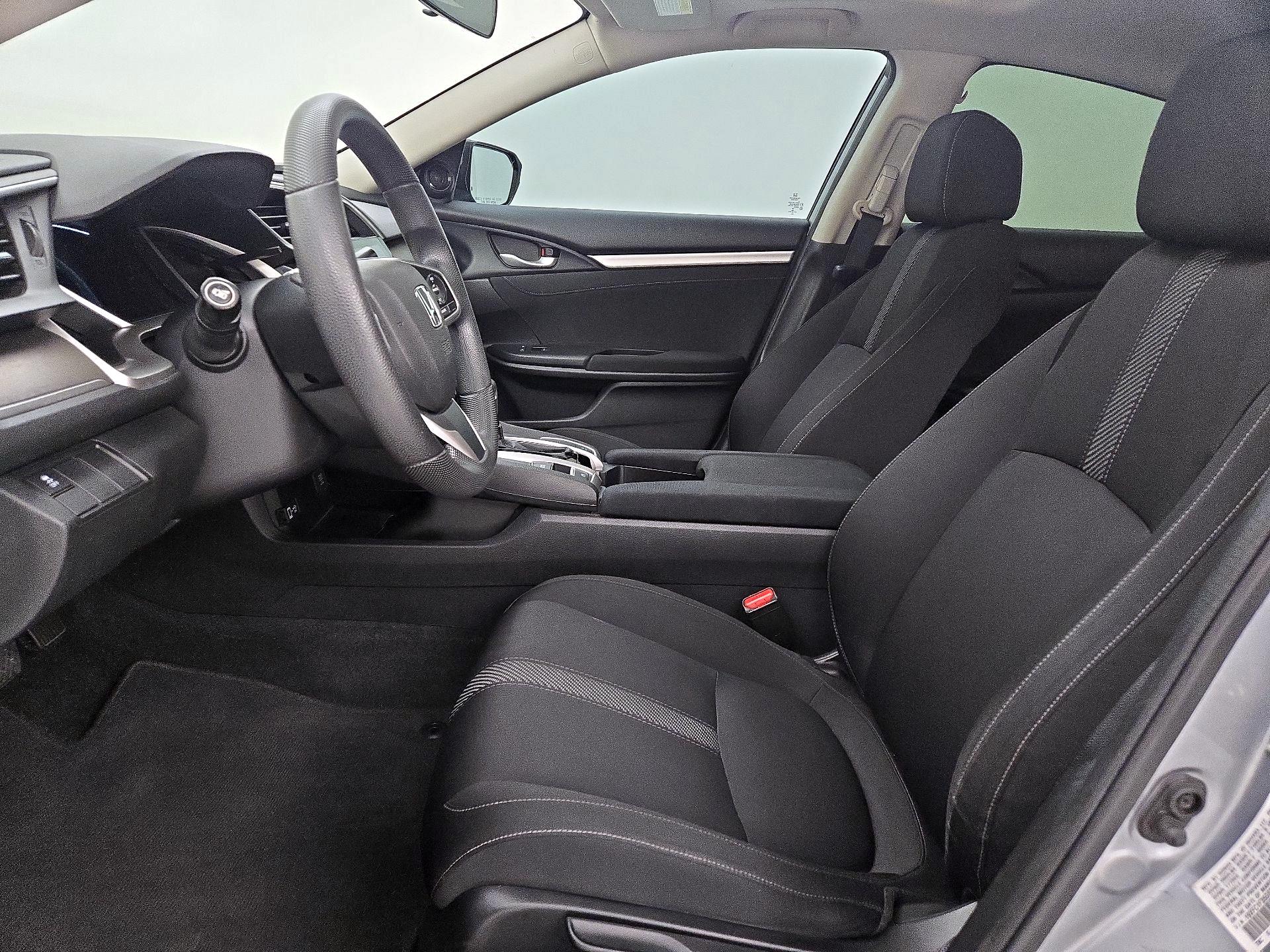 Thumbnail: 2016 Honda Civic - 11
