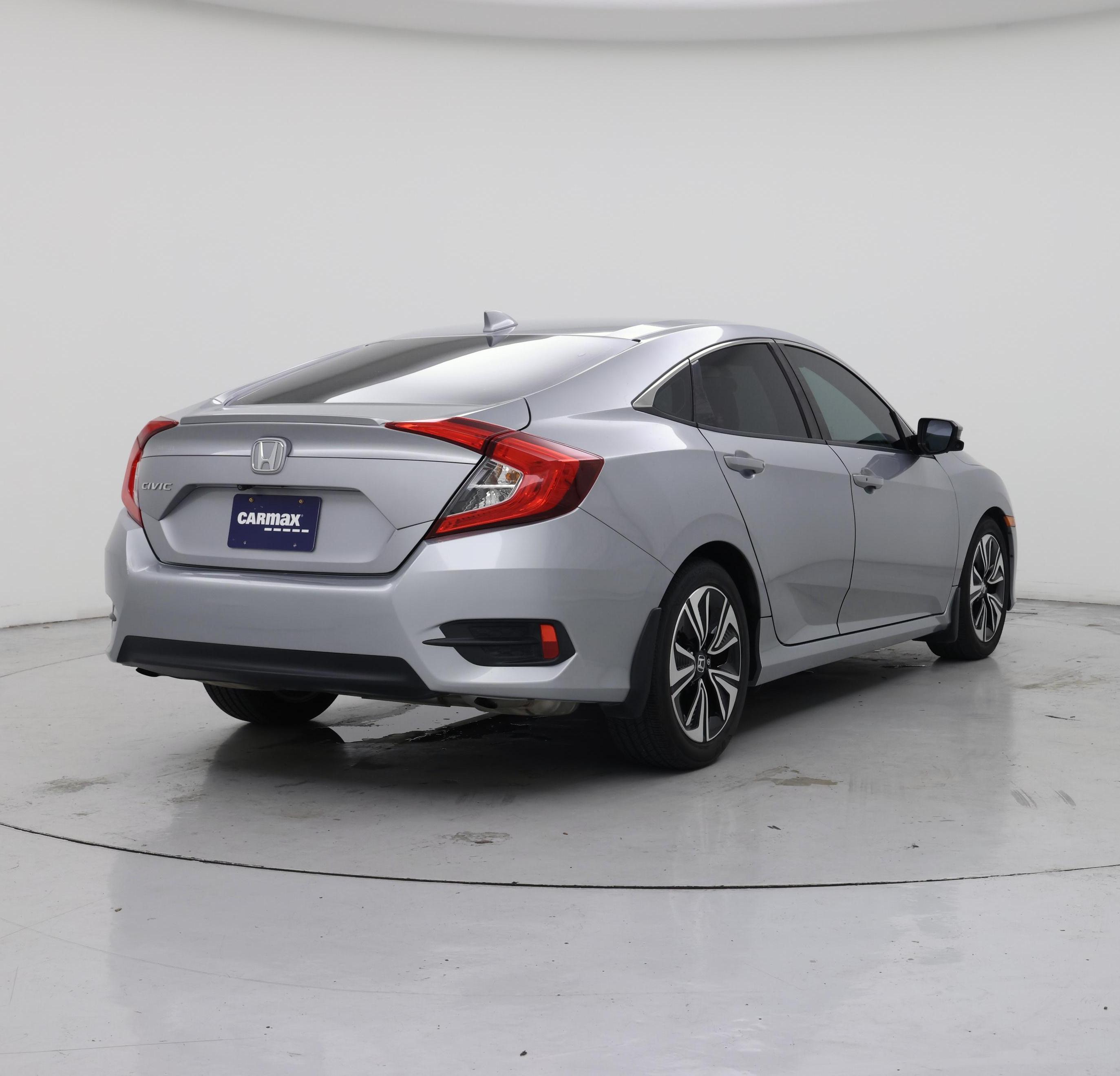 Thumbnail: 2016 Honda Civic - 8